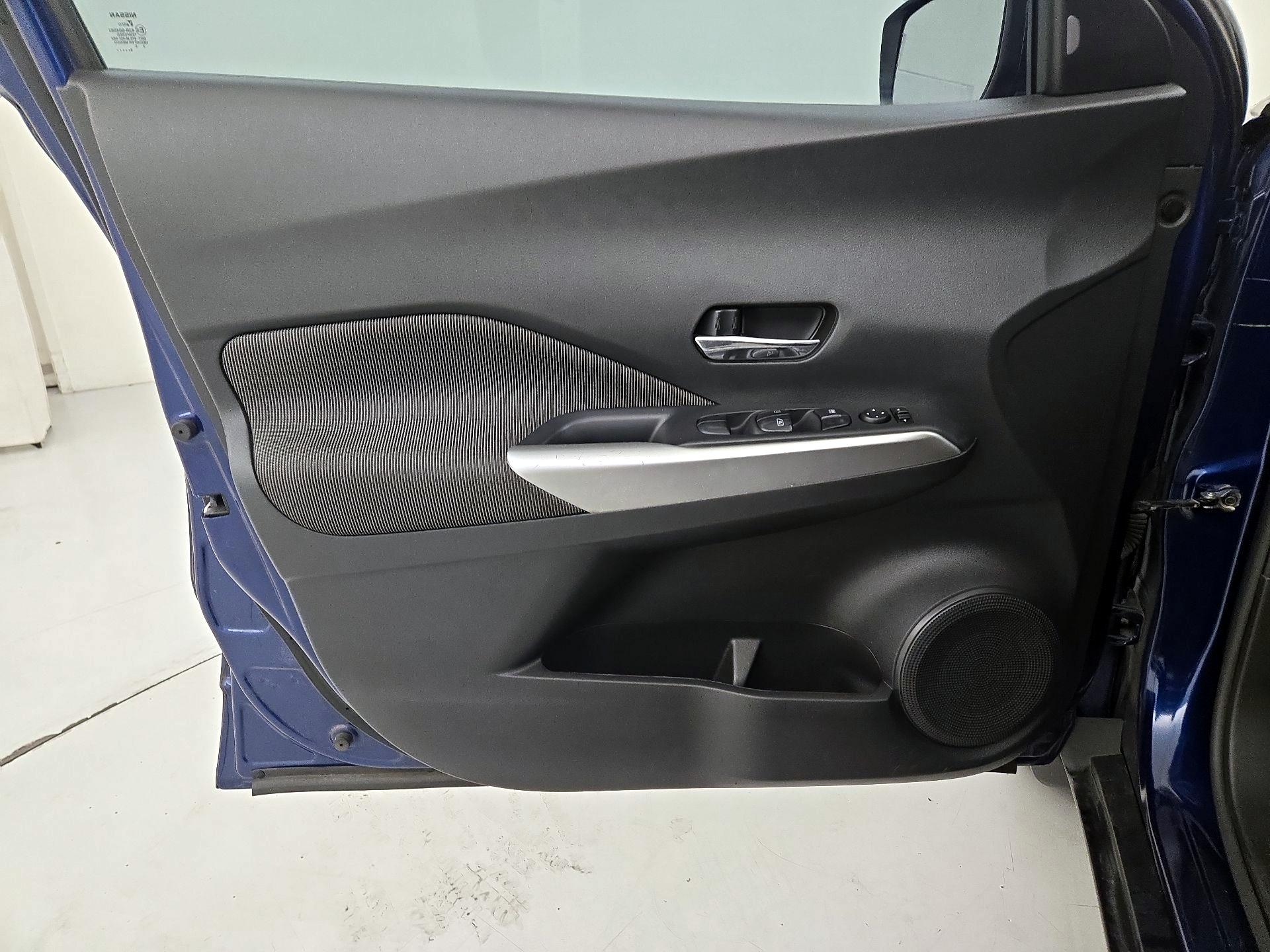 Thumbnail: 2018 Nissan Kicks - 12