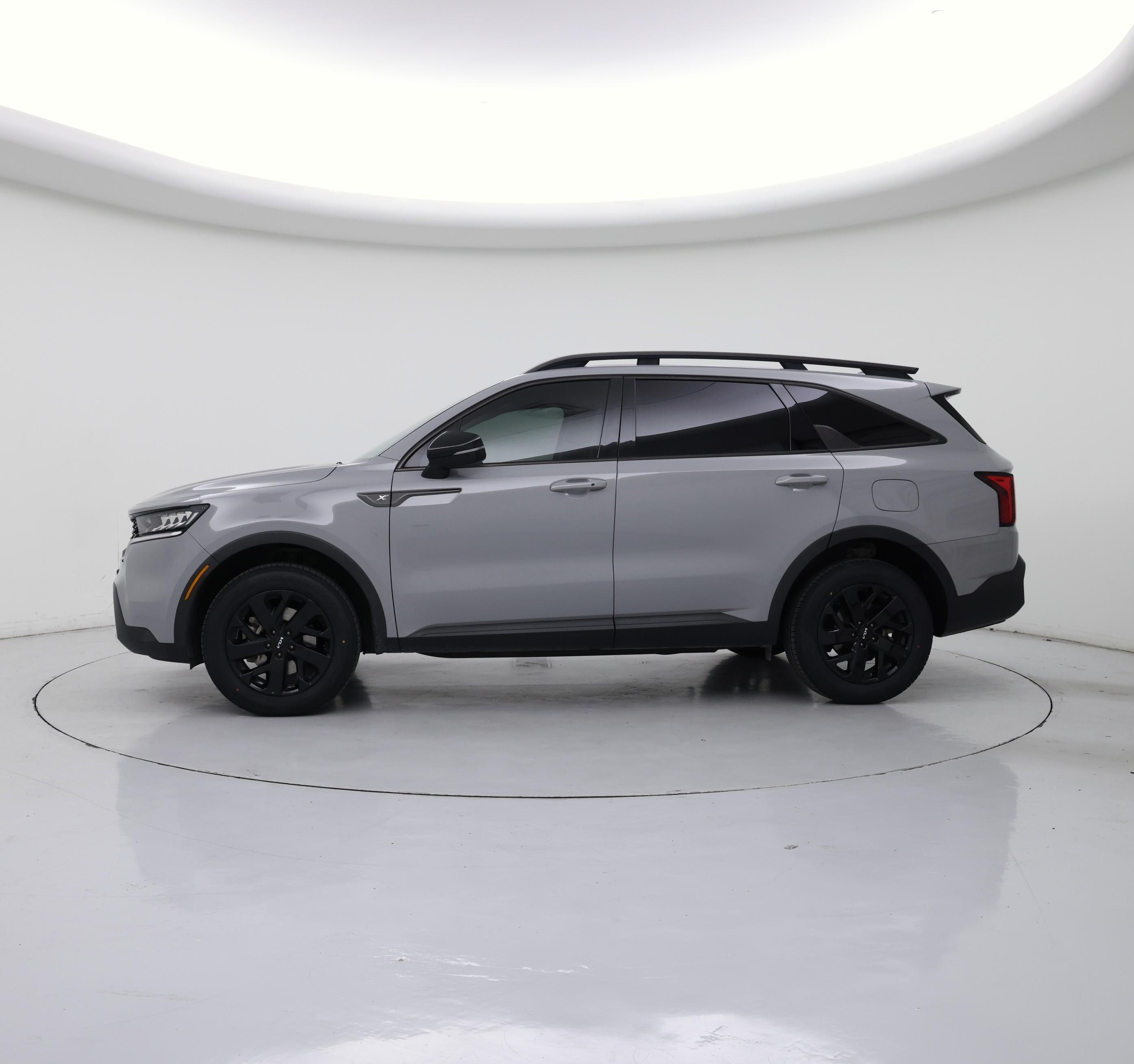 Thumbnail: 2023 Kia Sorento - 3