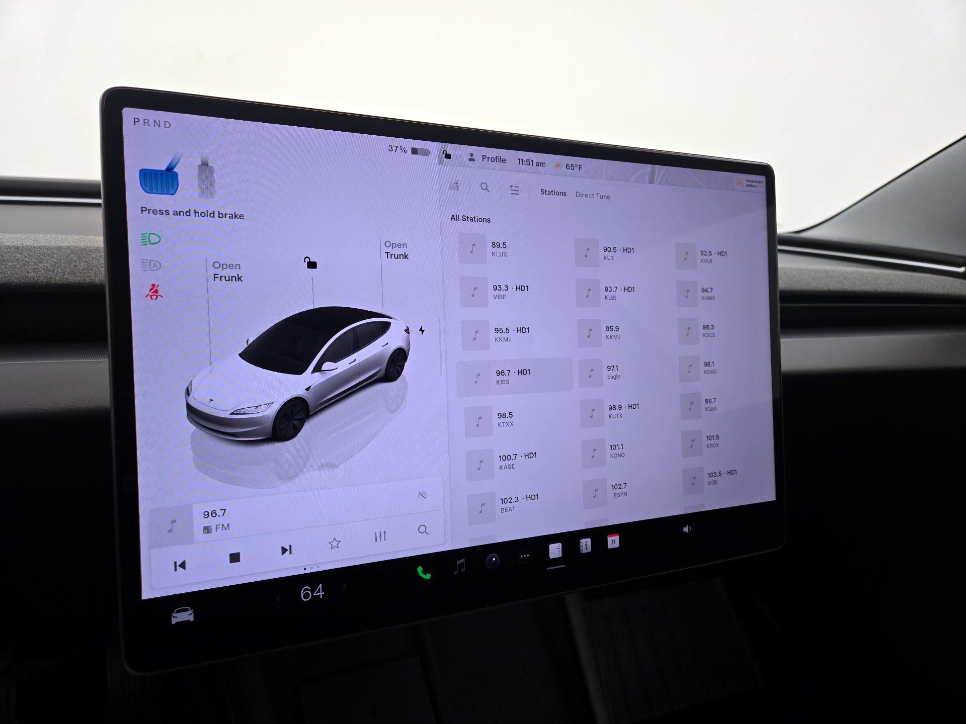 Thumbnail: 2025 Tesla Model 3 - 15