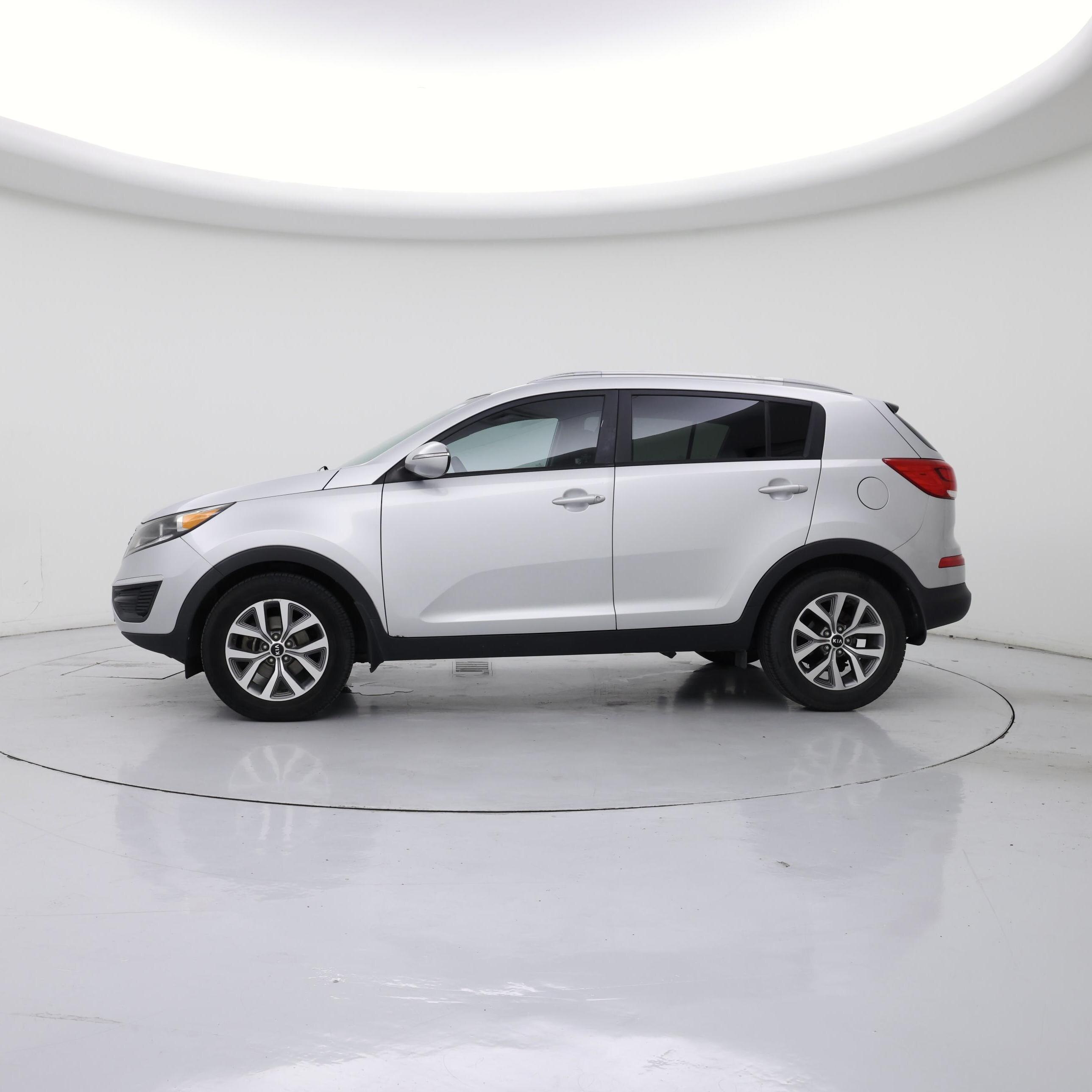 Thumbnail: 2014 Kia Sportage - 3
