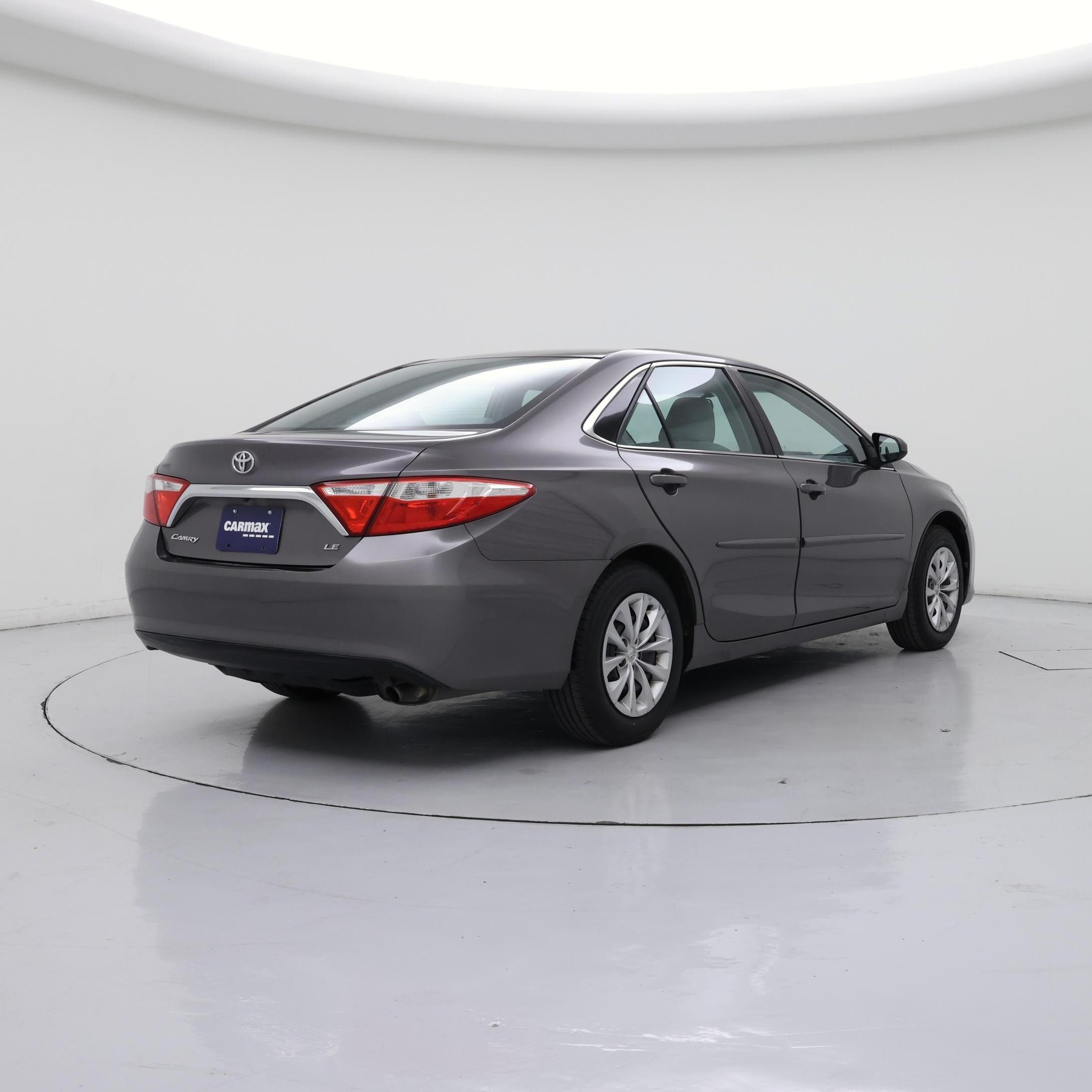 Thumbnail: 2017 Toyota Camry - 8