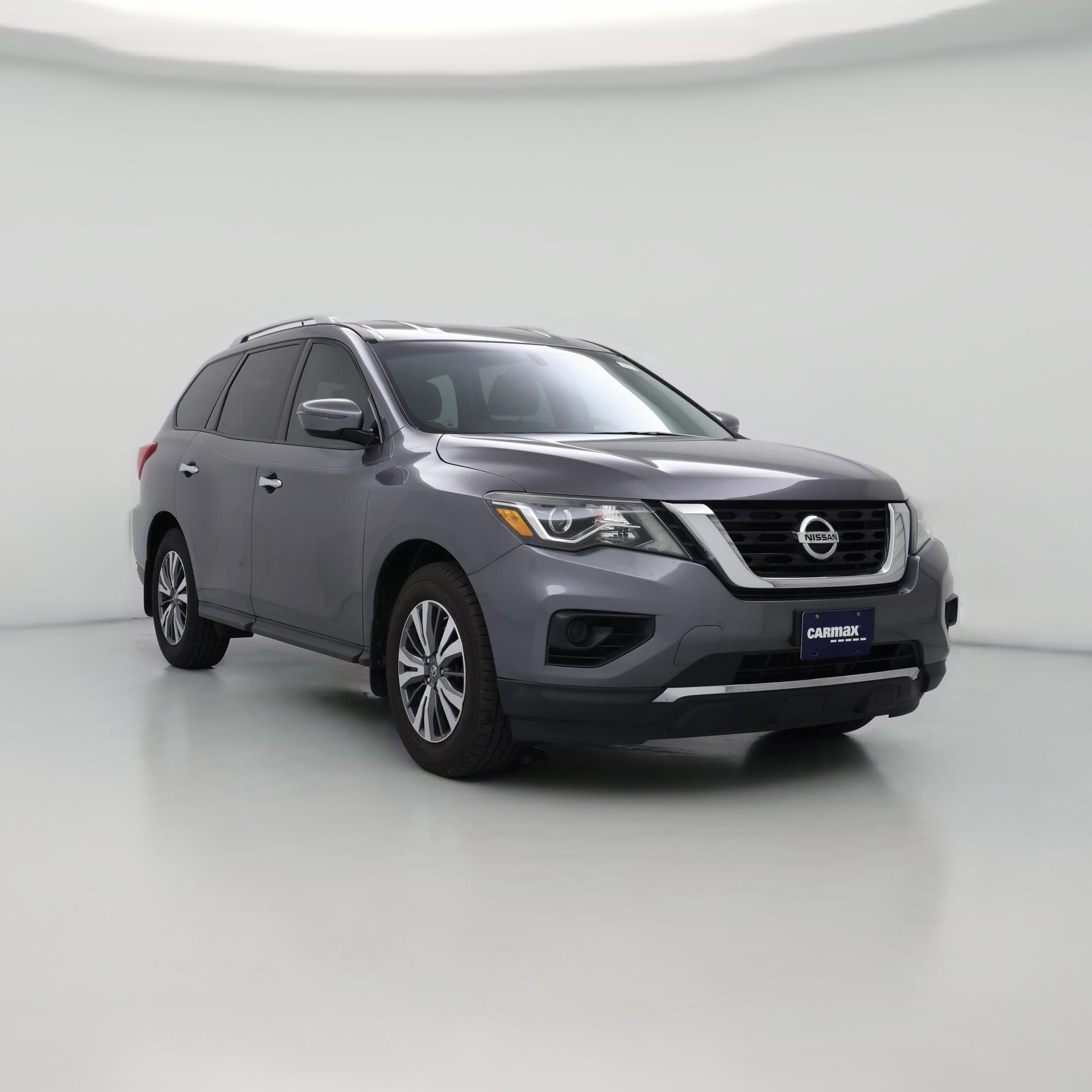 Thumbnail: 2017 Nissan Pathfinder - 1