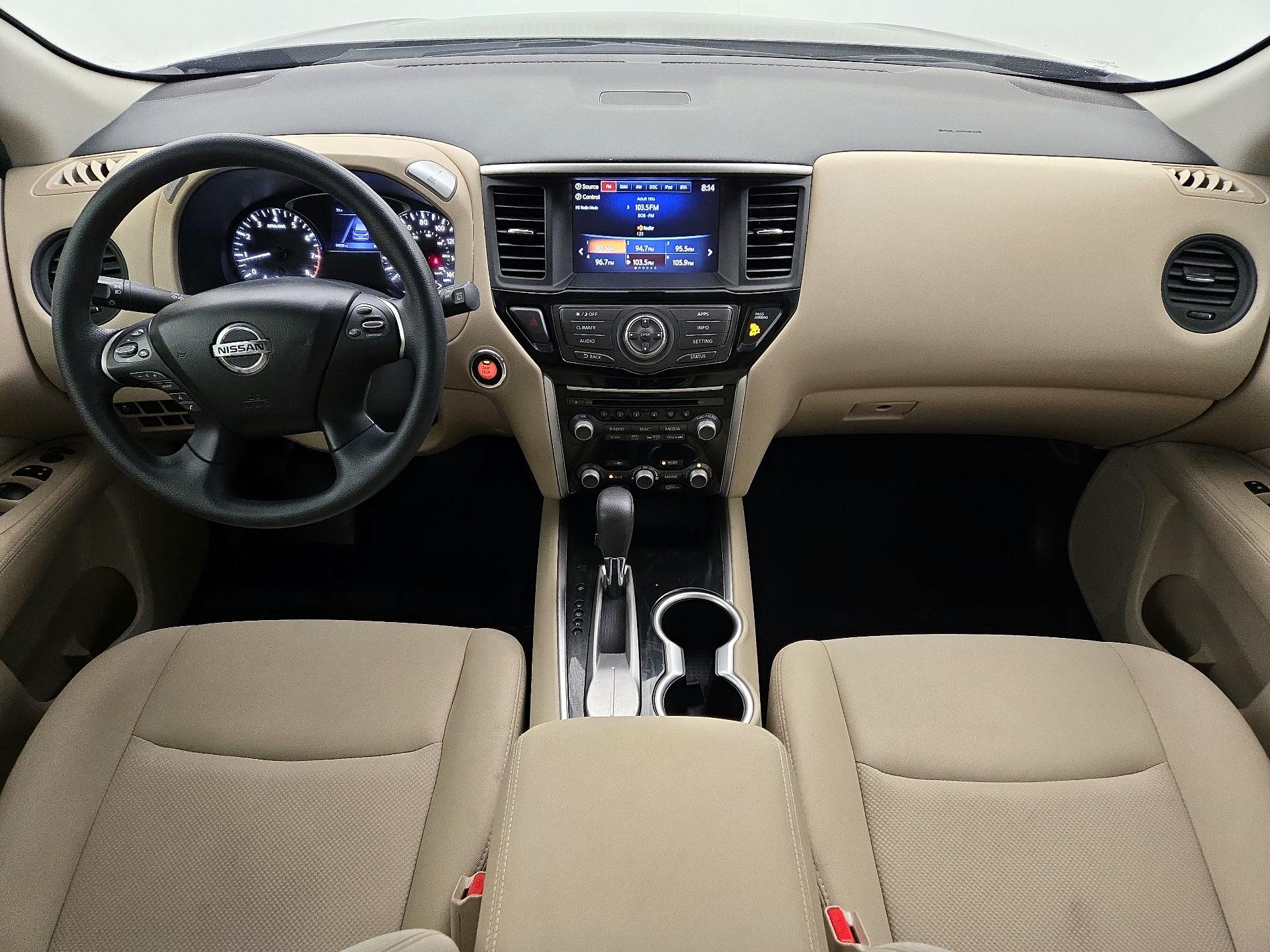 Thumbnail: 2017 Nissan Pathfinder - 9