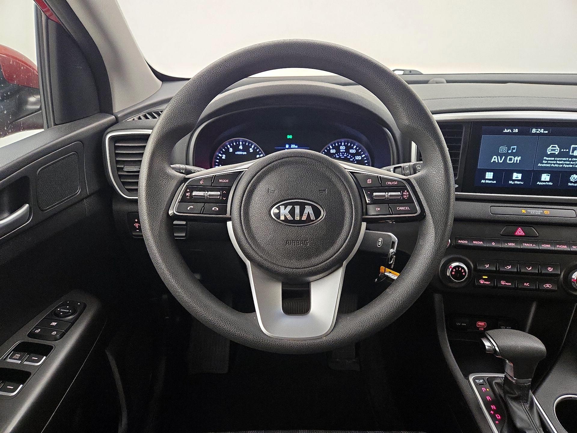 Thumbnail: 2022 Kia Sportage - 10