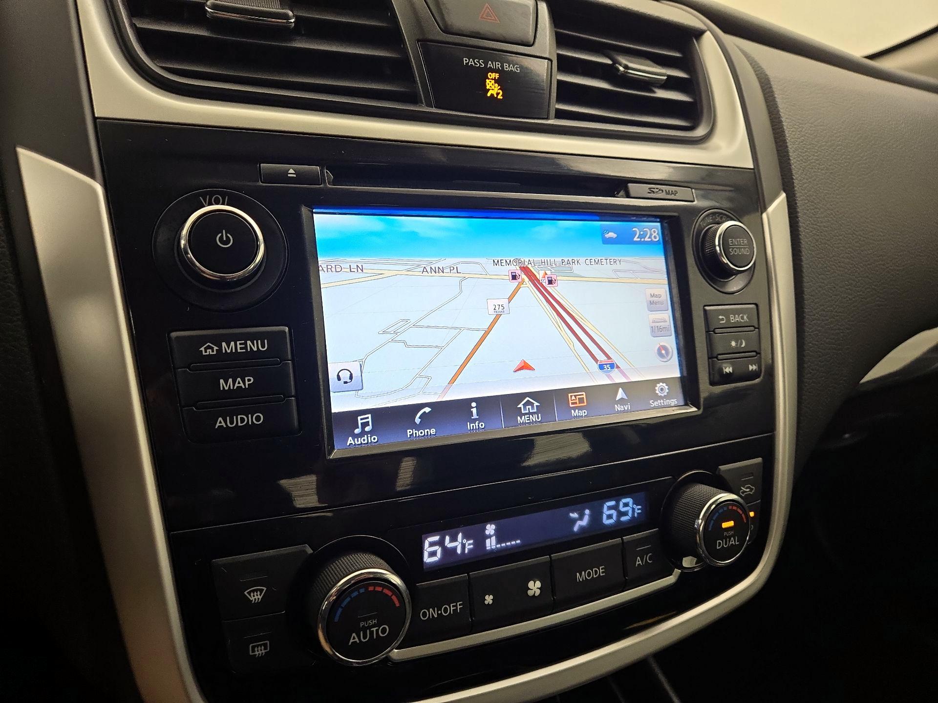 Thumbnail: 2018 Nissan Altima - 14