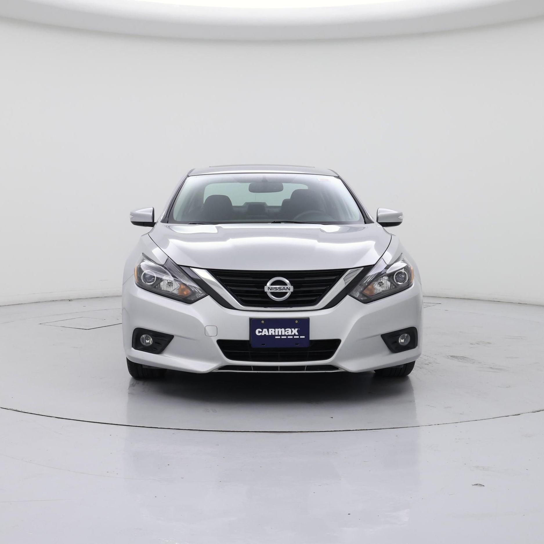 Thumbnail: 2018 Nissan Altima - 5