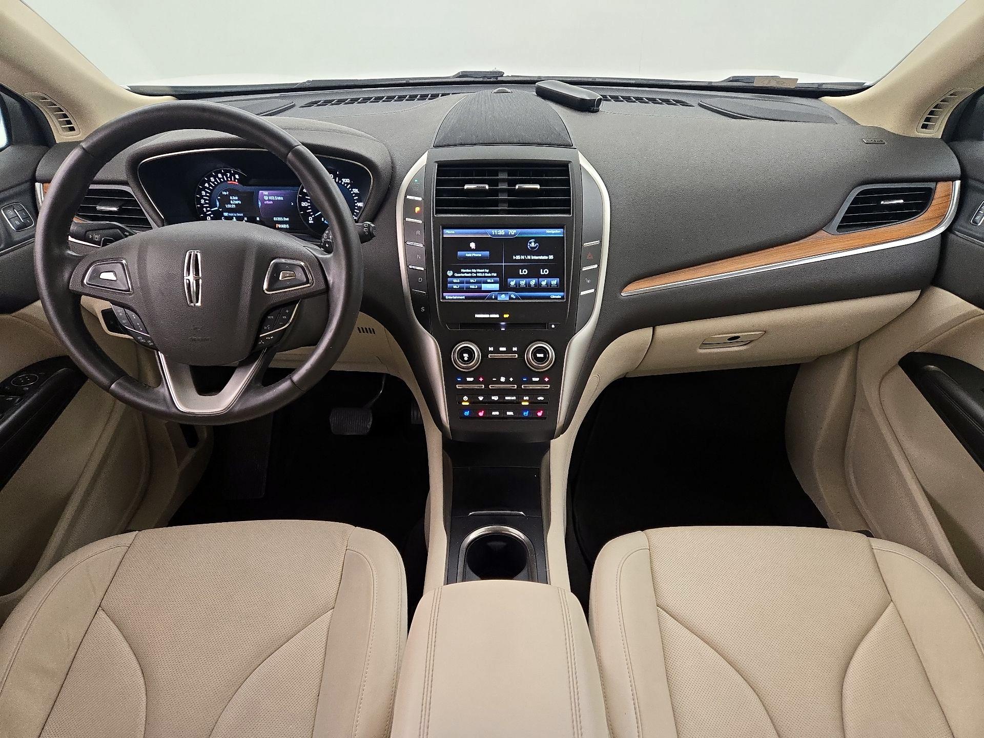 Thumbnail: 2015 Lincoln MKC - 9