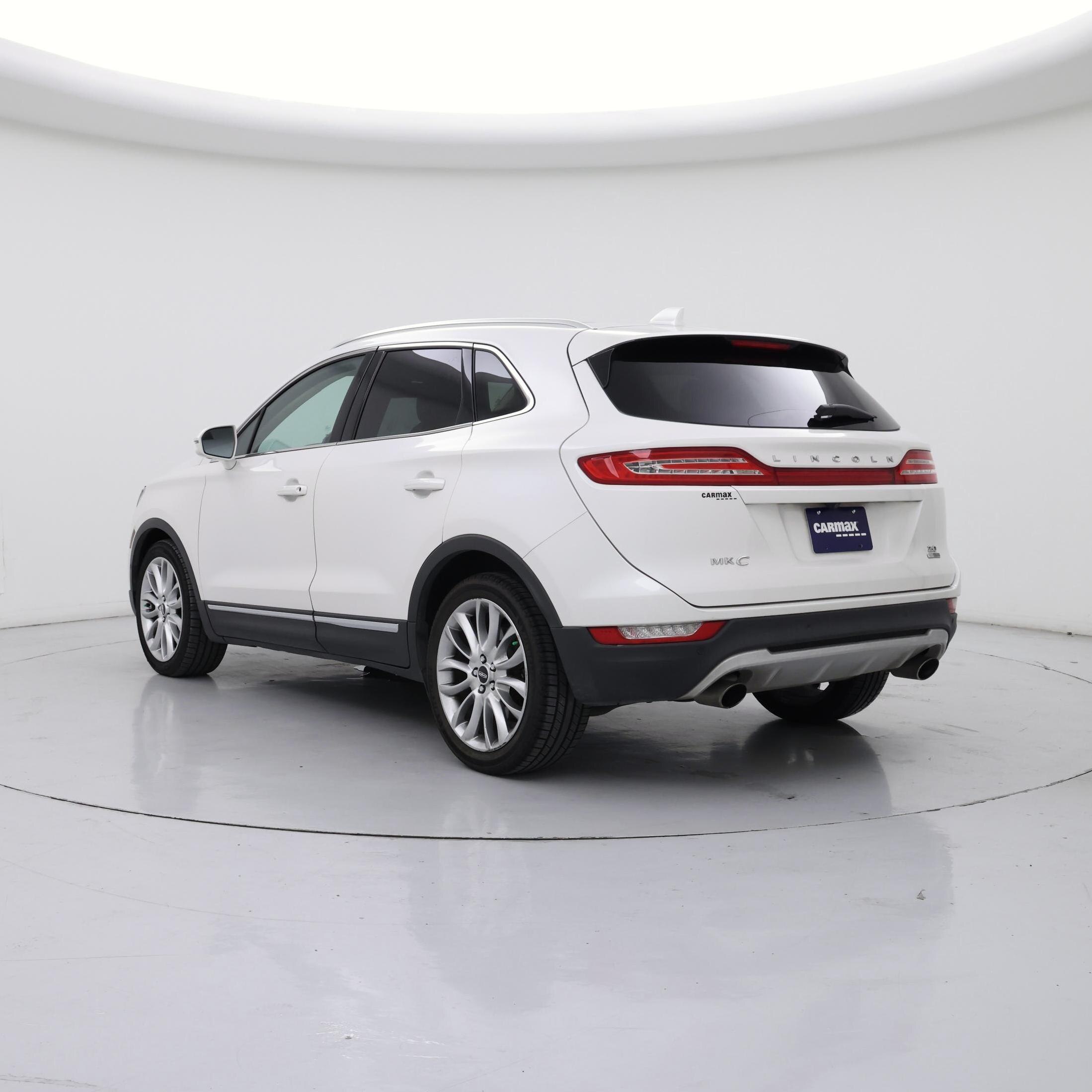 Thumbnail: 2015 Lincoln MKC - 2