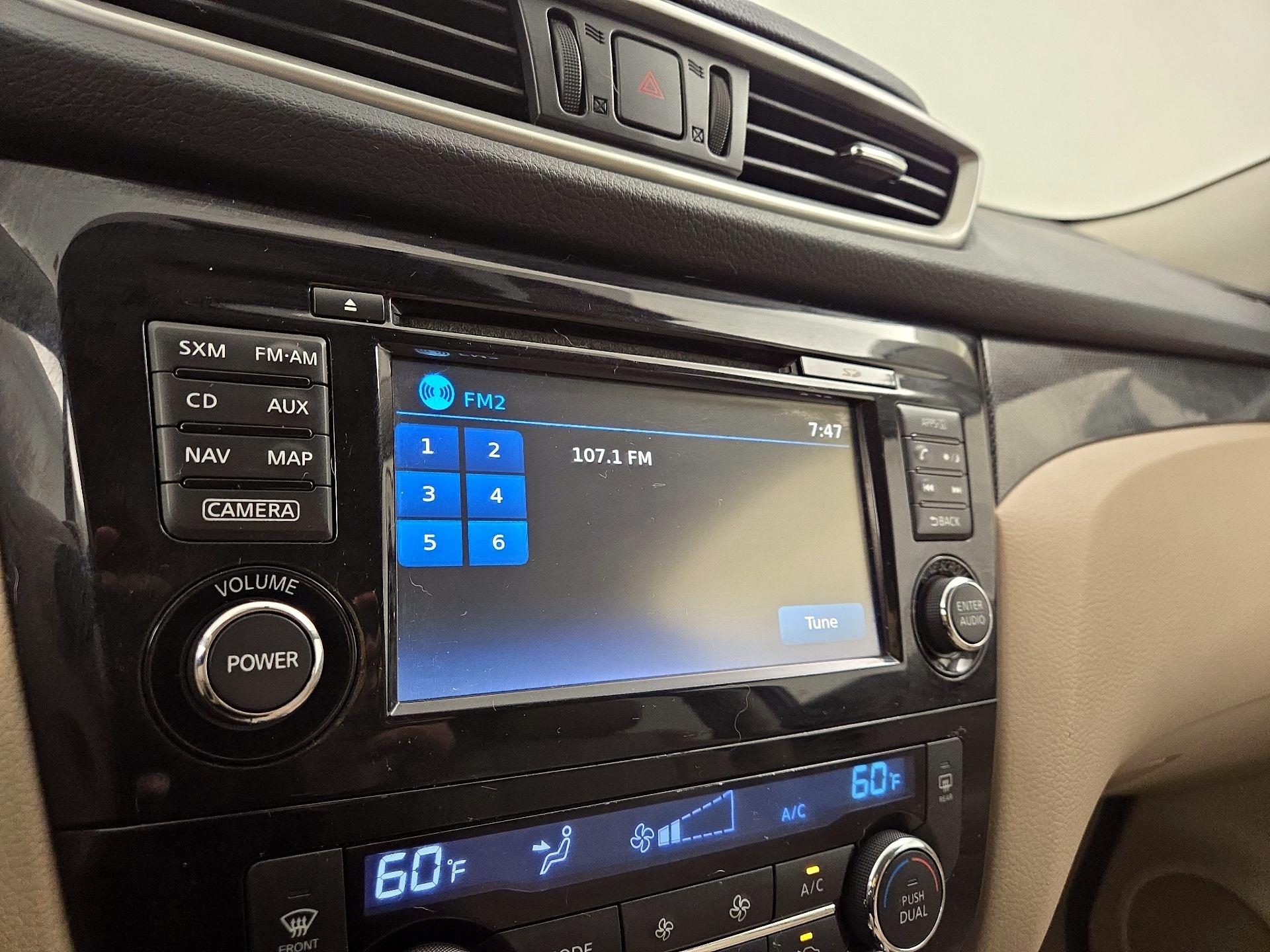 Thumbnail: 2014 Nissan Rogue - 15