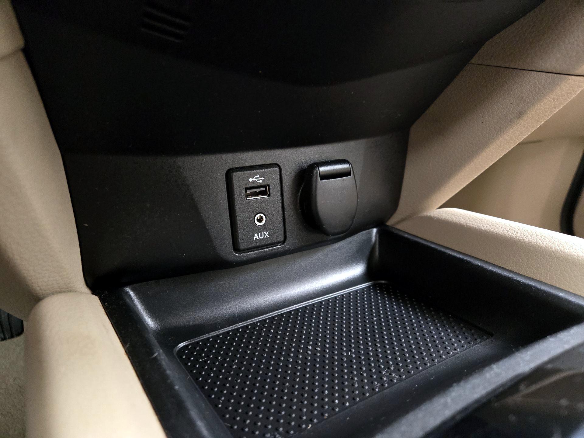 Thumbnail: 2014 Nissan Rogue - 18