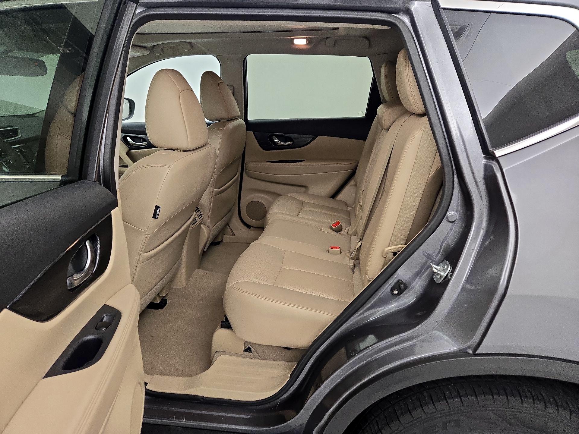 Thumbnail: 2014 Nissan Rogue - 20