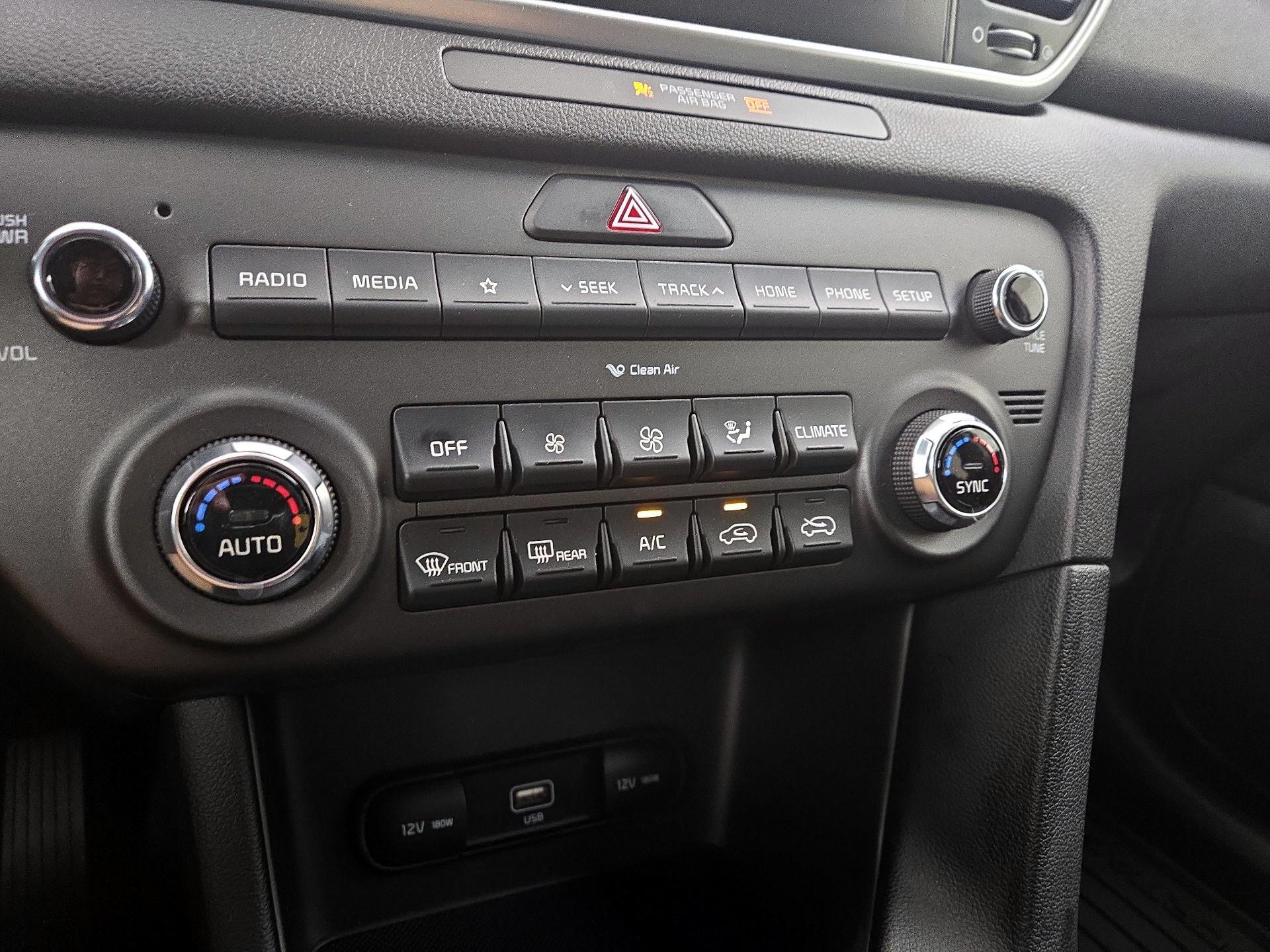 Thumbnail: 2020 Kia Sportage - 16