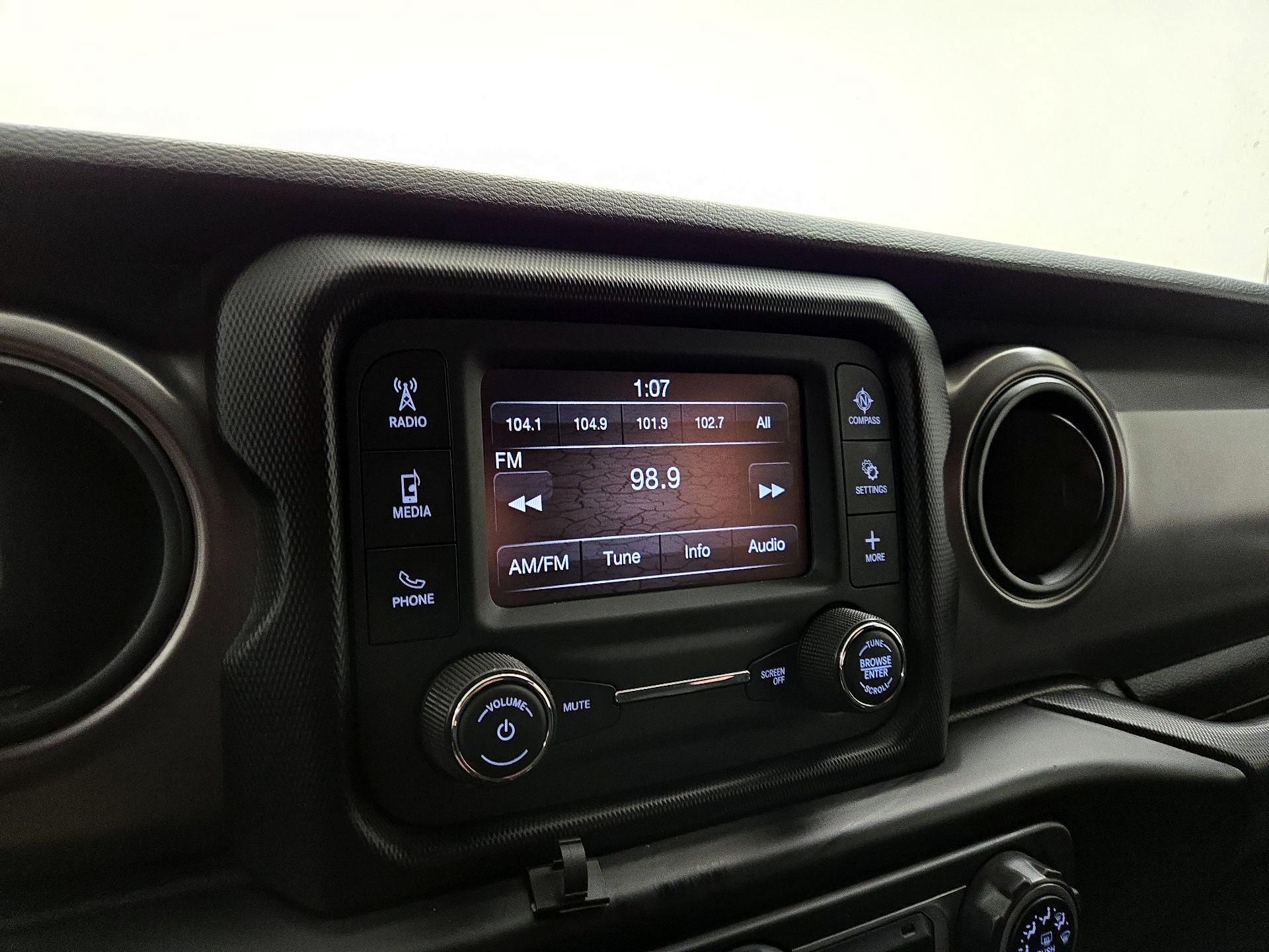 Thumbnail: 2021 Jeep Wrangler - 15