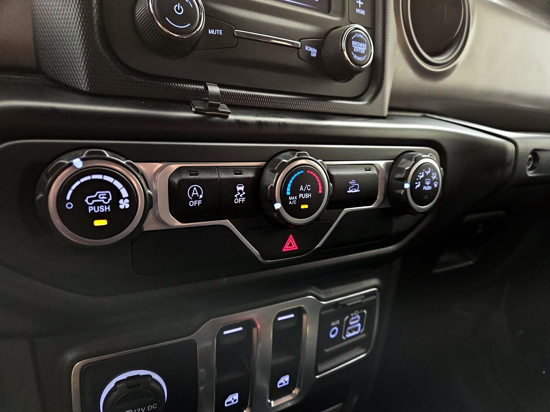 Thumbnail: 2021 Jeep Wrangler - 16