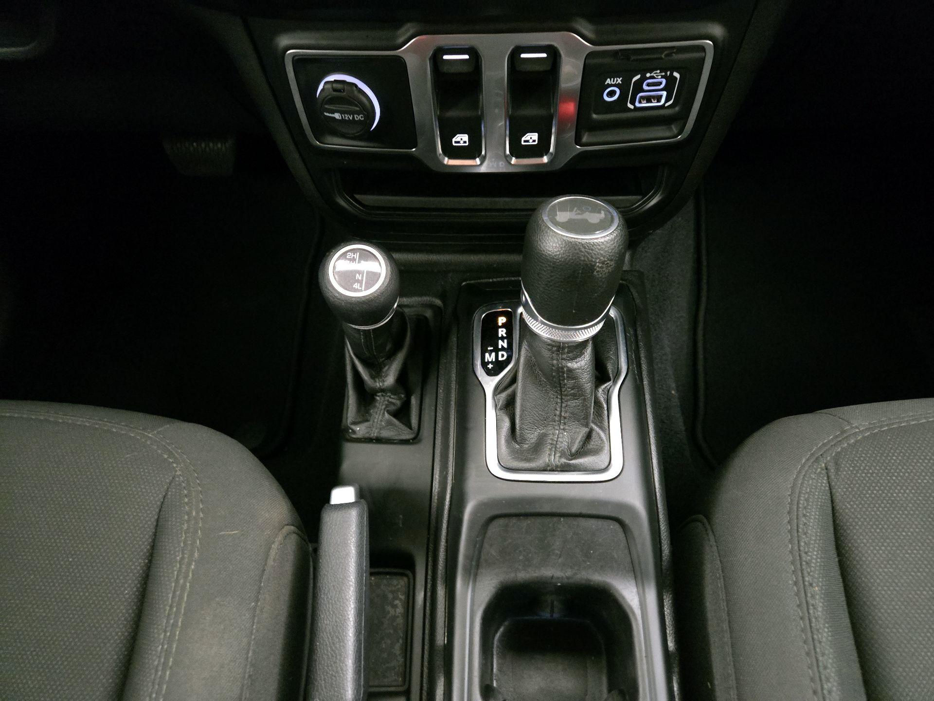 Thumbnail: 2021 Jeep Wrangler - 17