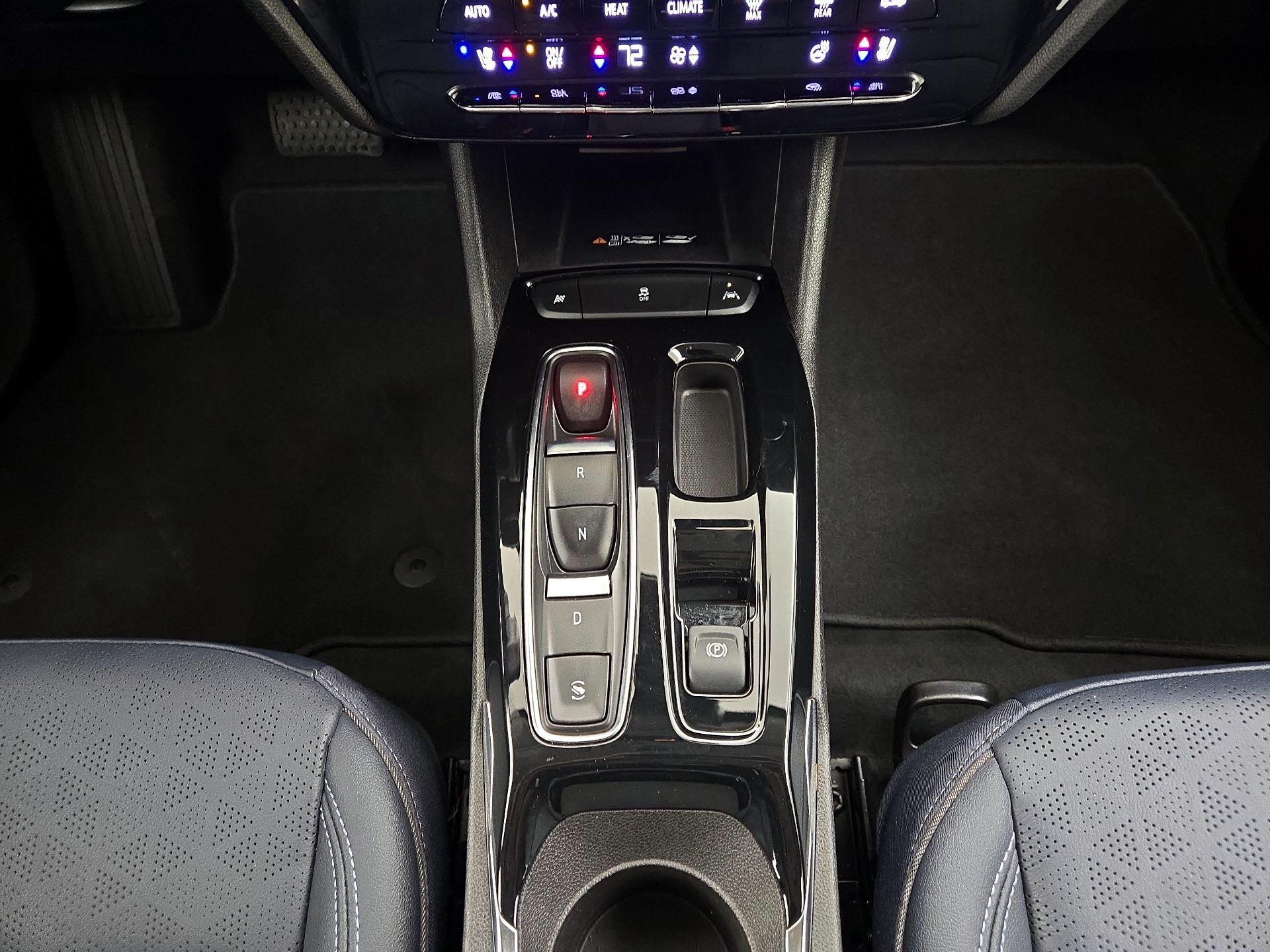 Thumbnail: 2023 Chevrolet Bolt EUV - 18