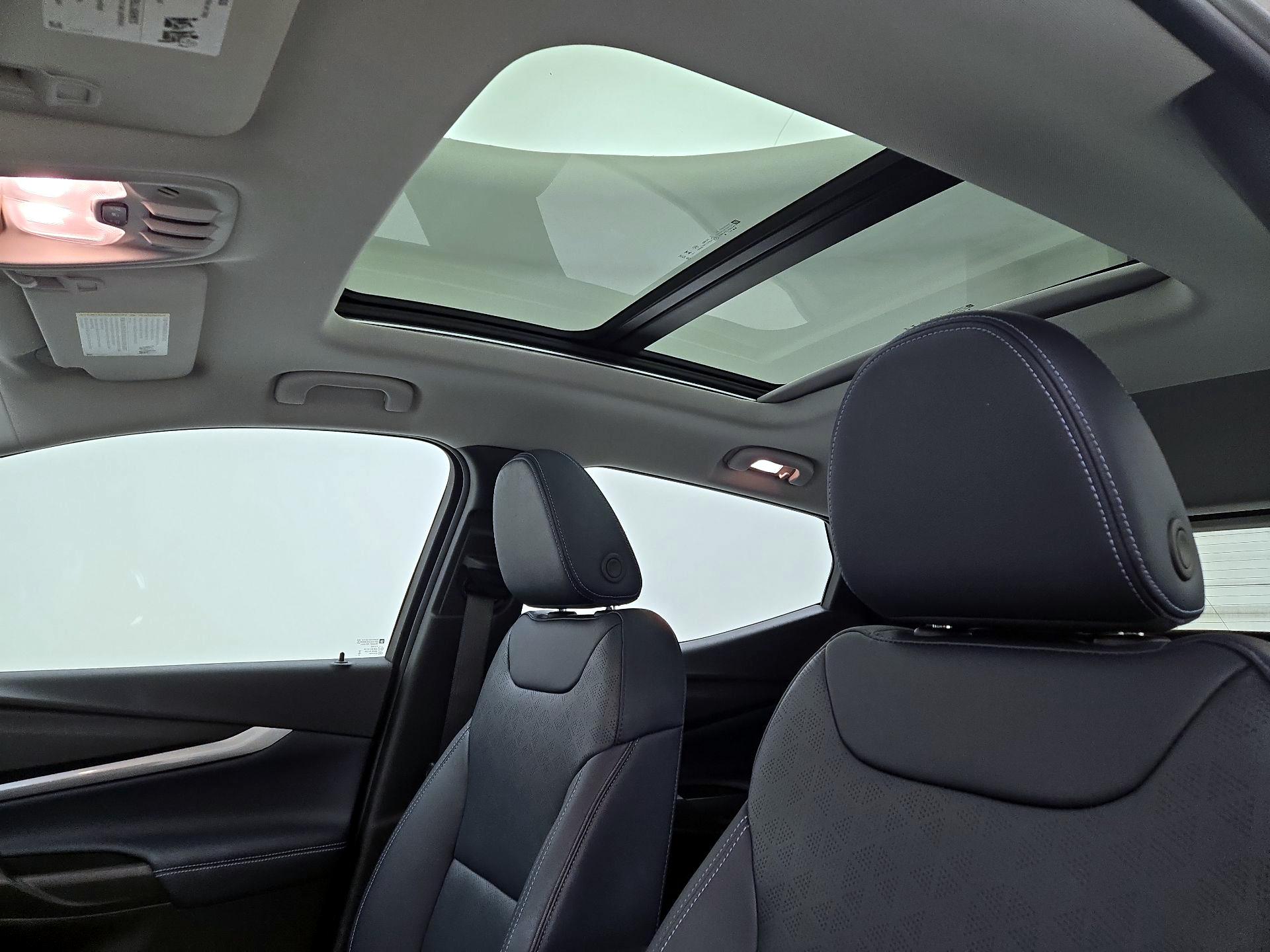 Thumbnail: 2023 Chevrolet Bolt EUV - 20