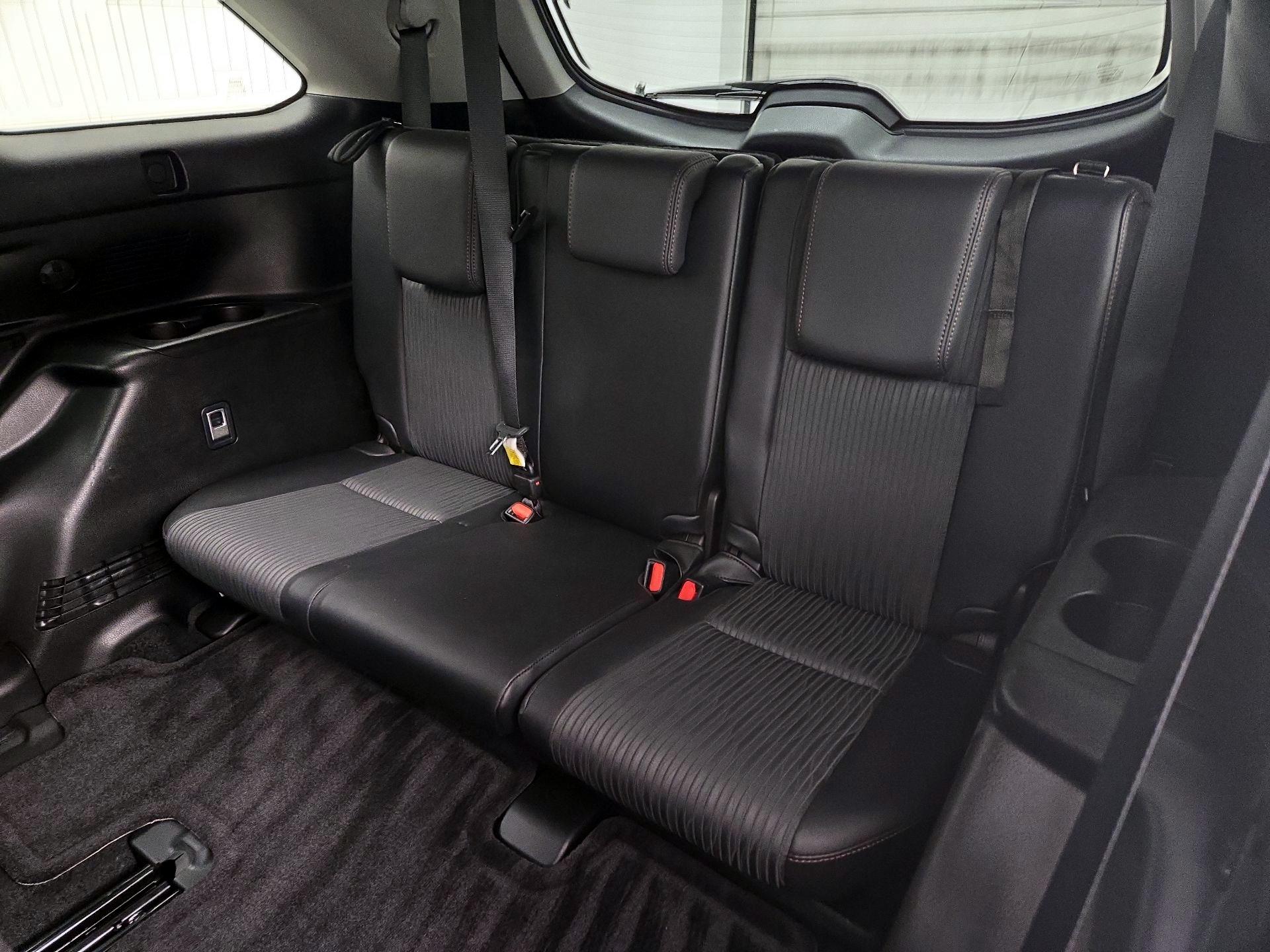 Thumbnail: 2015 Toyota Highlander - 20