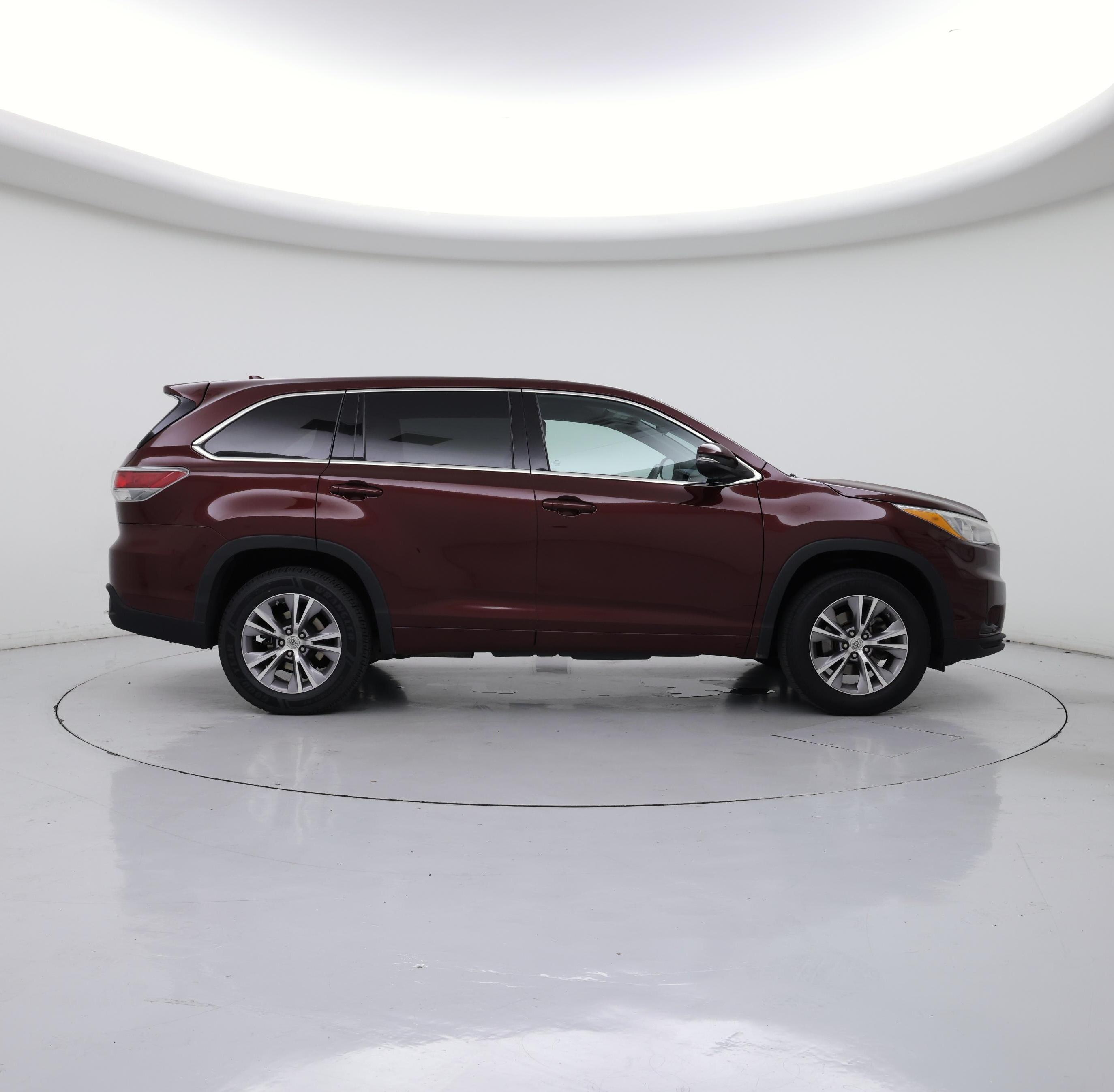 Thumbnail: 2015 Toyota Highlander - 7