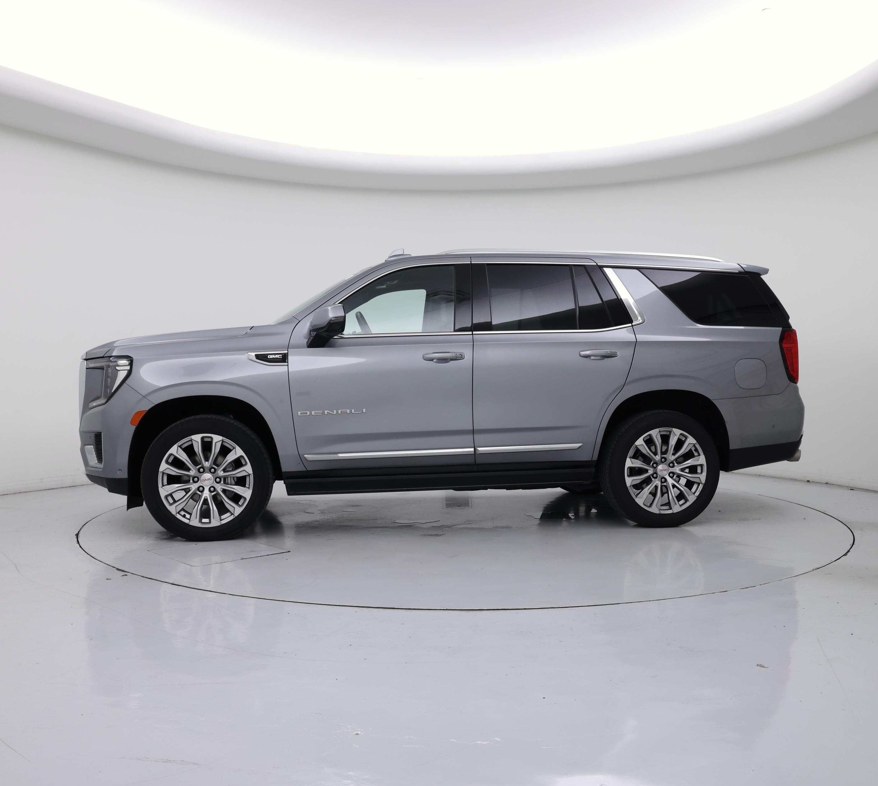 Thumbnail: 2023 GMC Yukon - 3