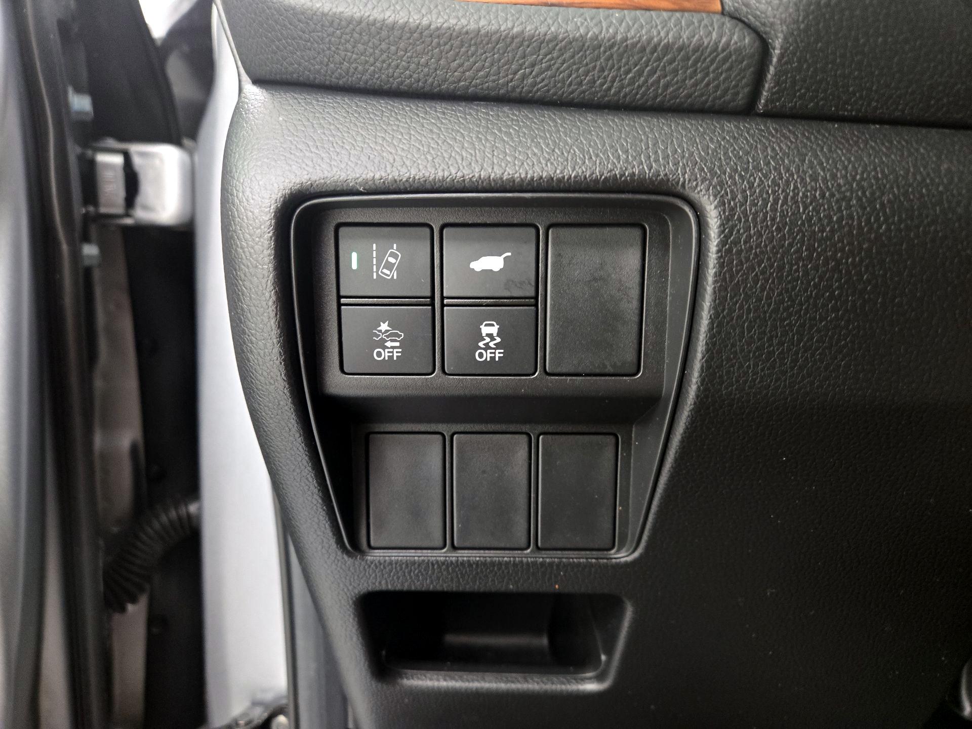 Thumbnail: 2018 Honda CR-V - 13