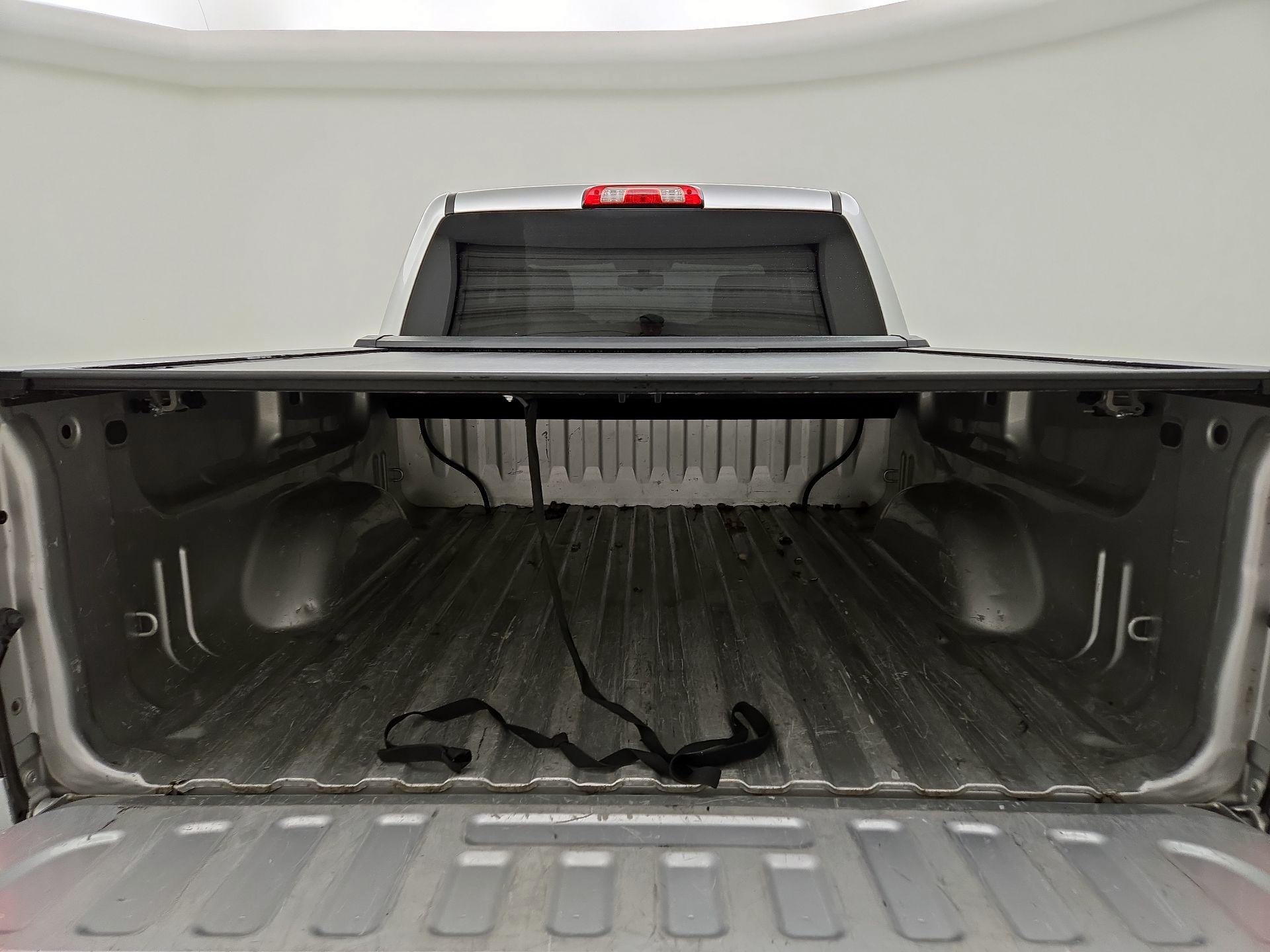 Thumbnail: 2018 Chevrolet Silverado 1500 - 20