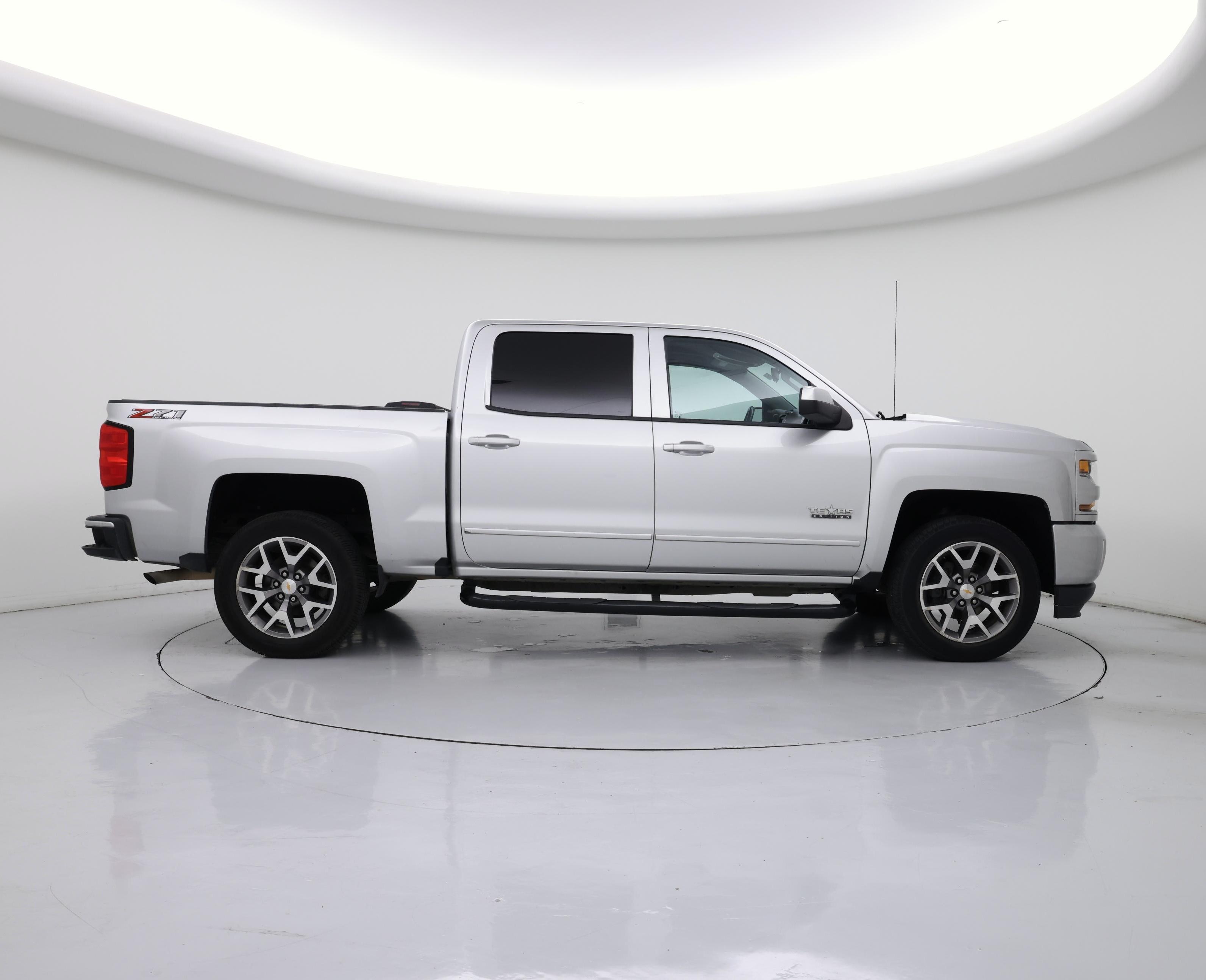 Thumbnail: 2018 Chevrolet Silverado 1500 - 7