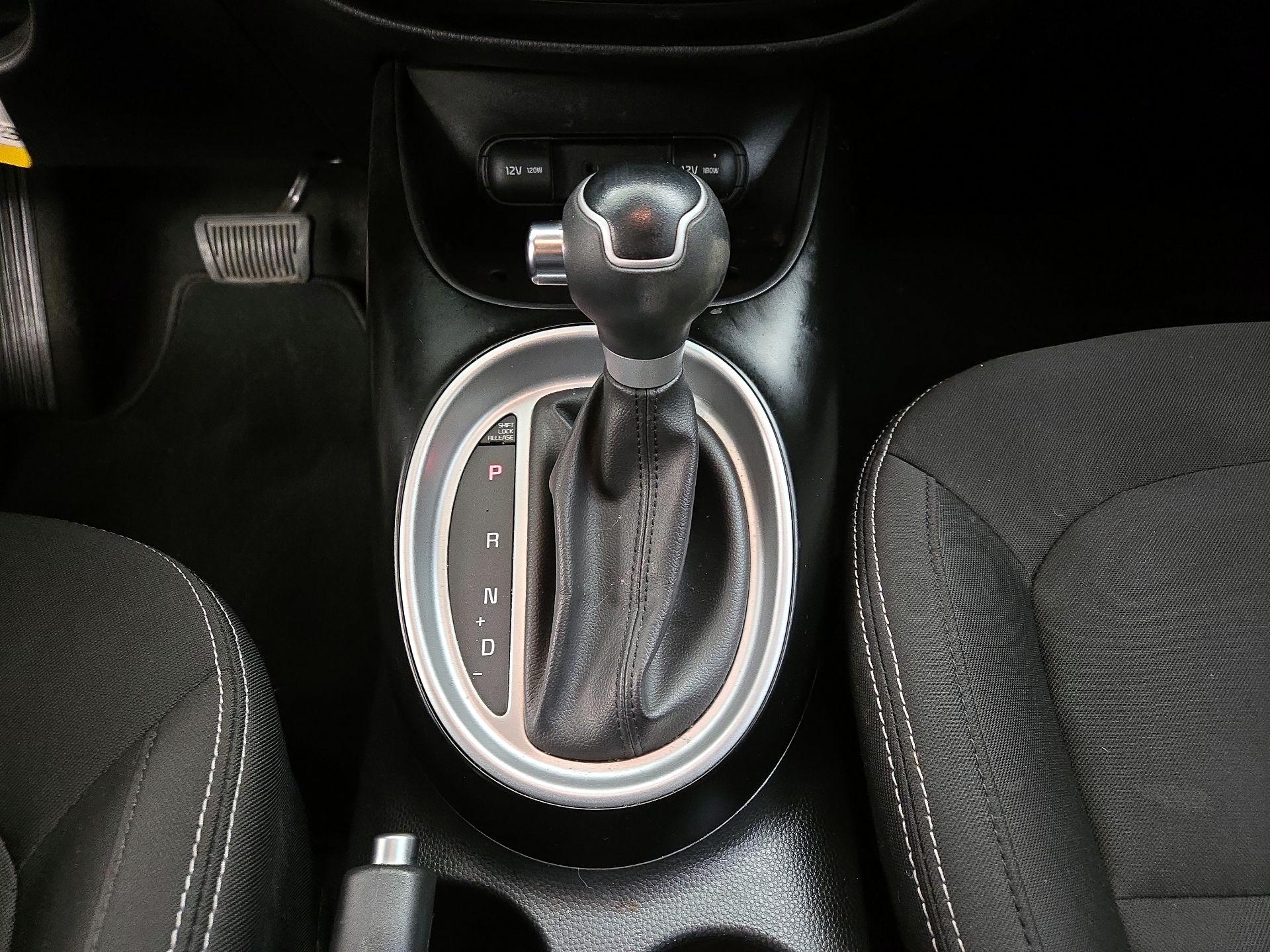 Thumbnail: 2018 Kia Soul - 16