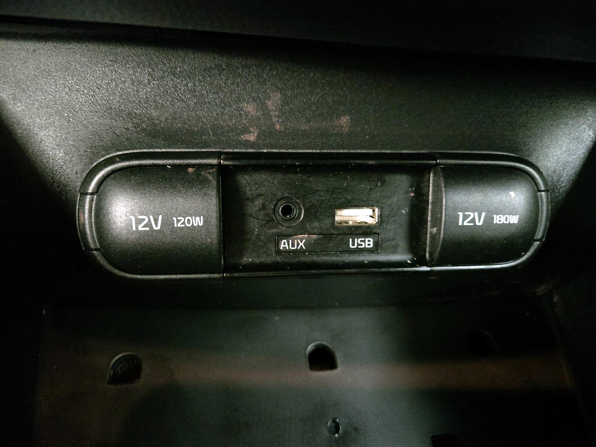 Thumbnail: 2018 Kia Soul - 17