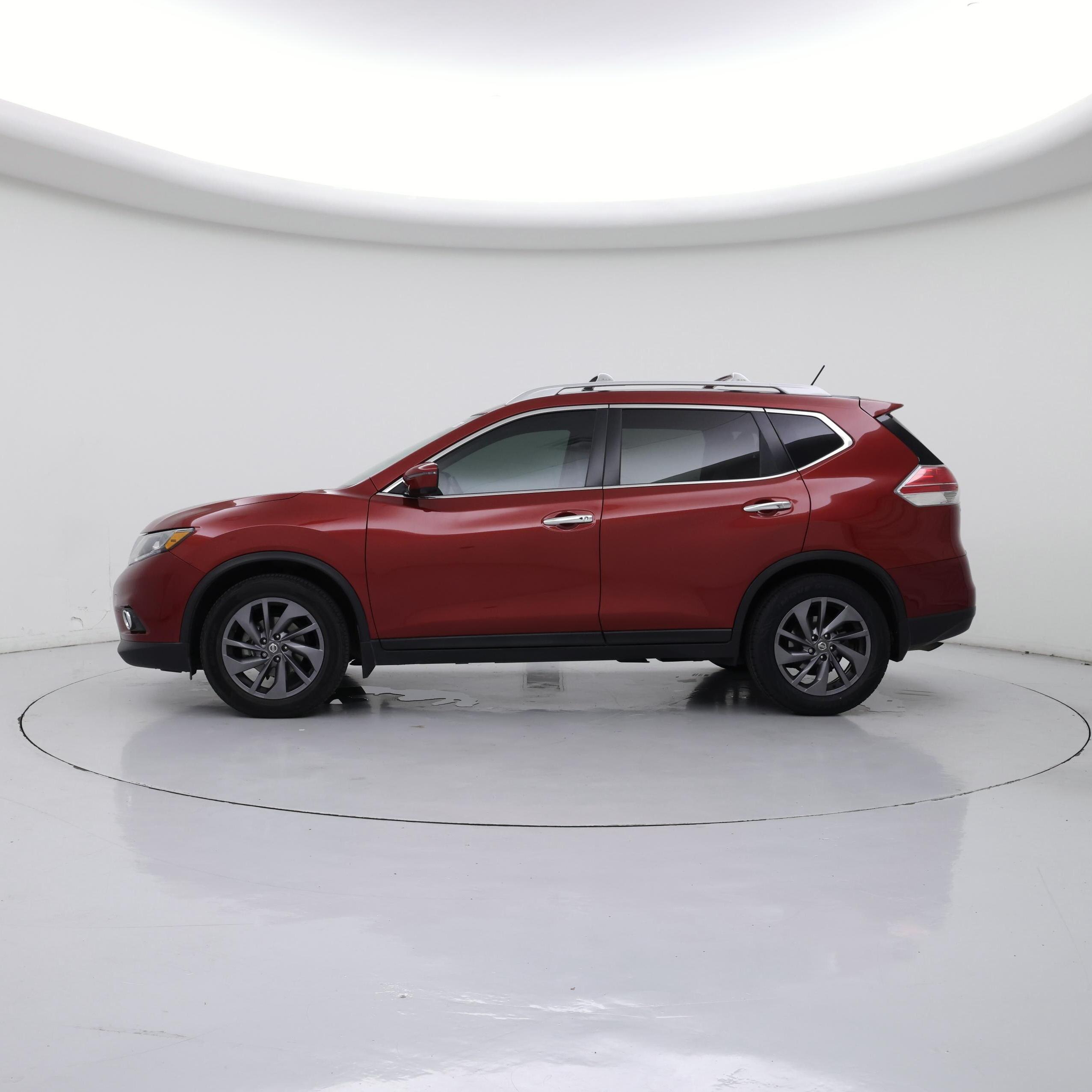 Thumbnail: 2016 Nissan Rogue - 3