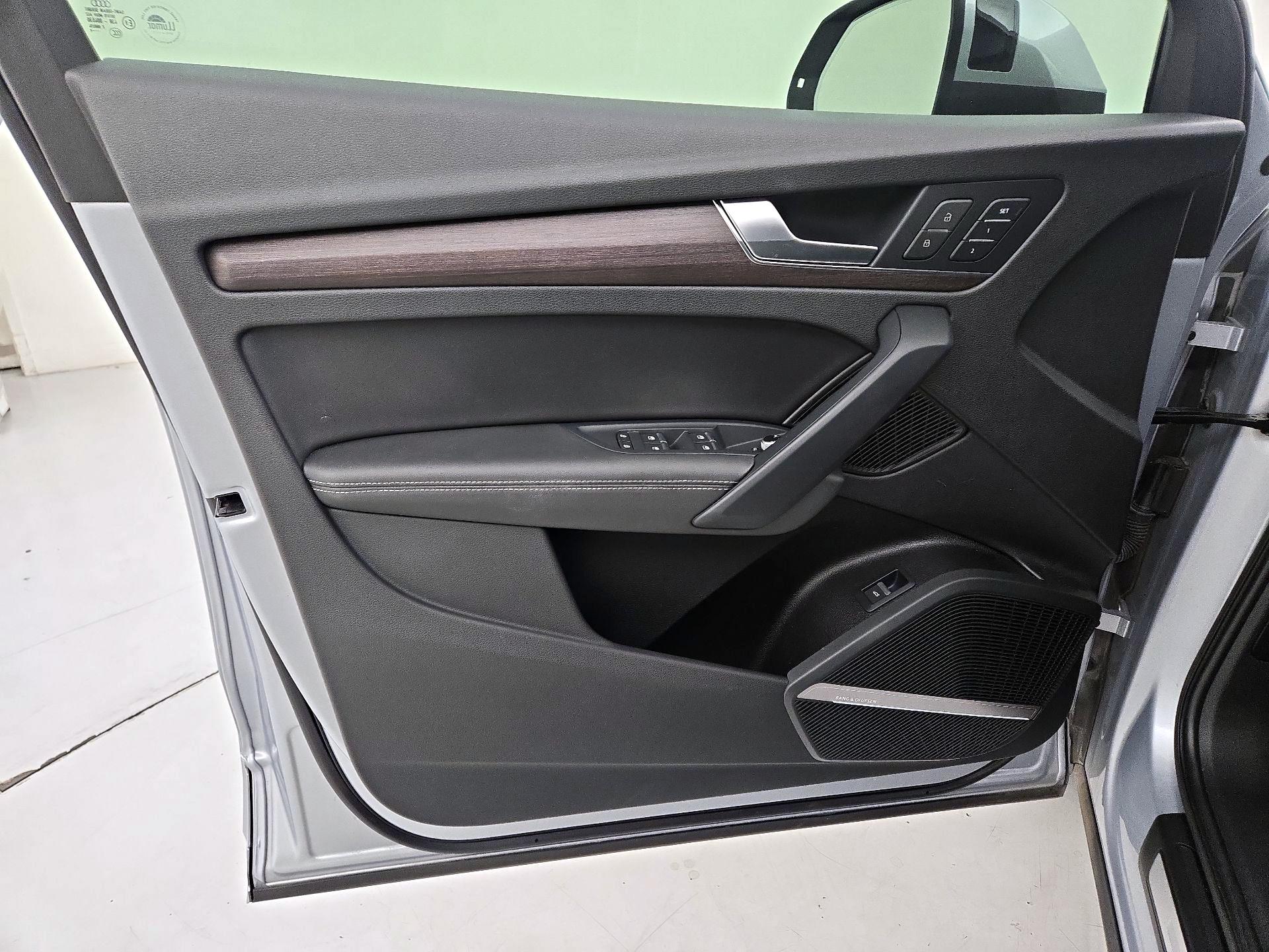 Thumbnail: 2021 Audi Q5 - 12