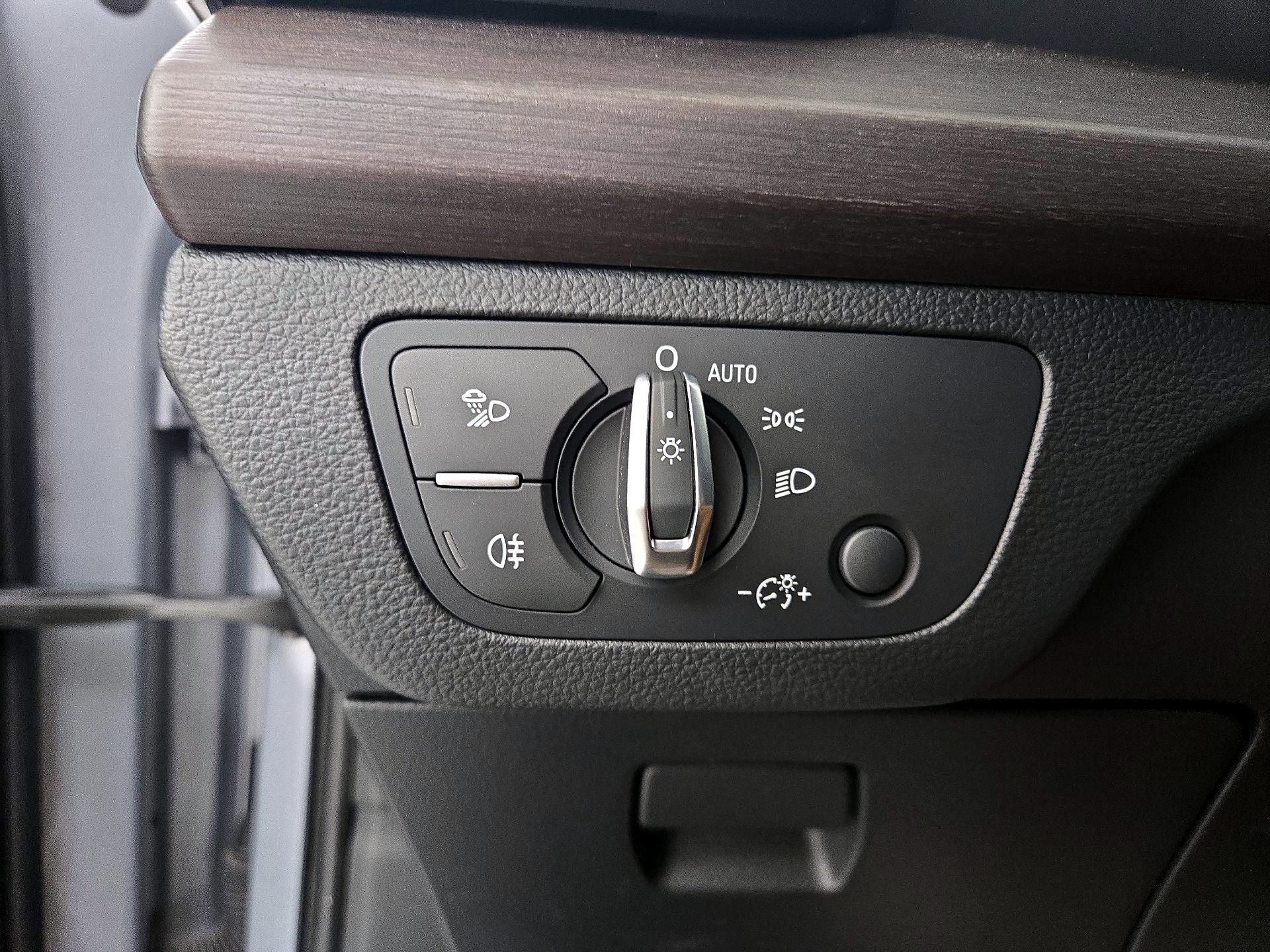 Thumbnail: 2021 Audi Q5 - 13