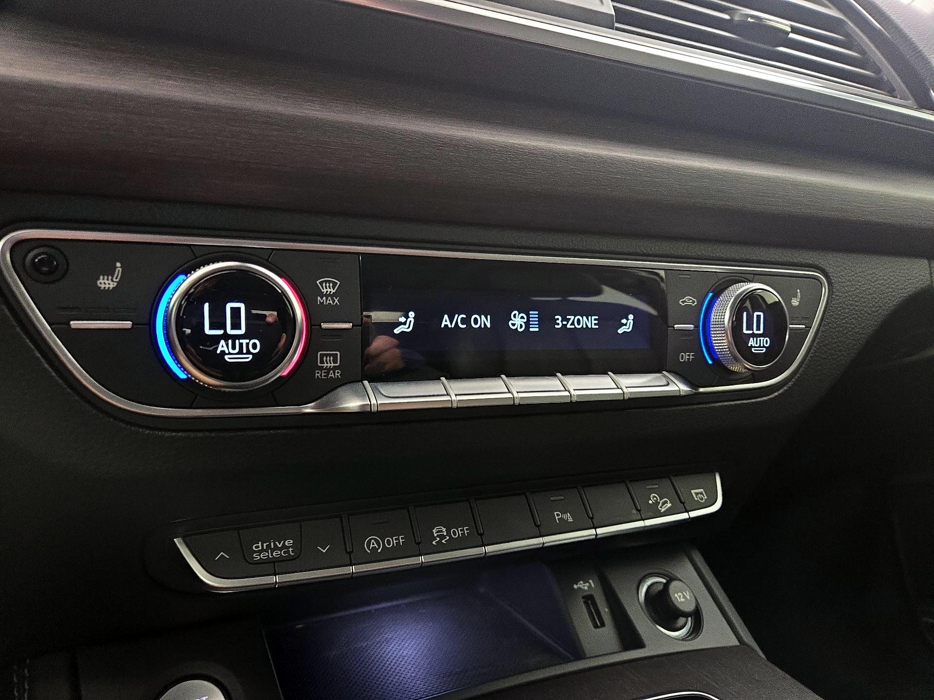 Thumbnail: 2021 Audi Q5 - 16