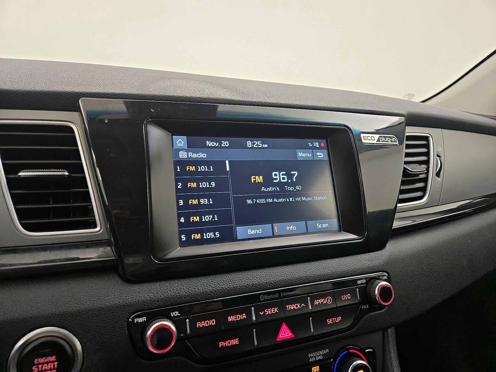 Thumbnail: 2019 Kia Niro - 15