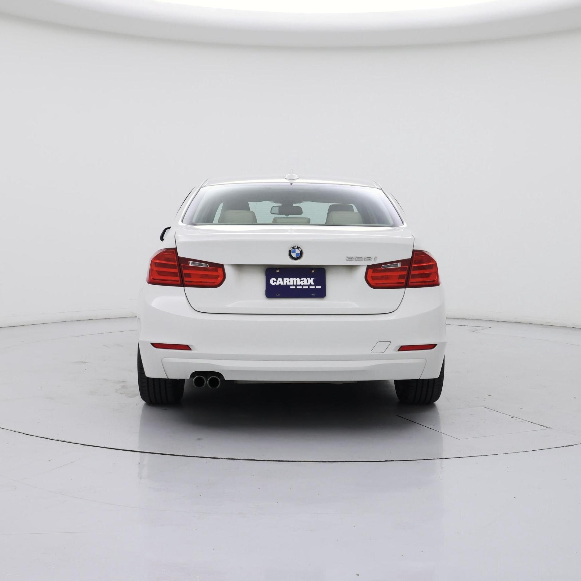 Thumbnail: 2015 BMW 3 Series - 6