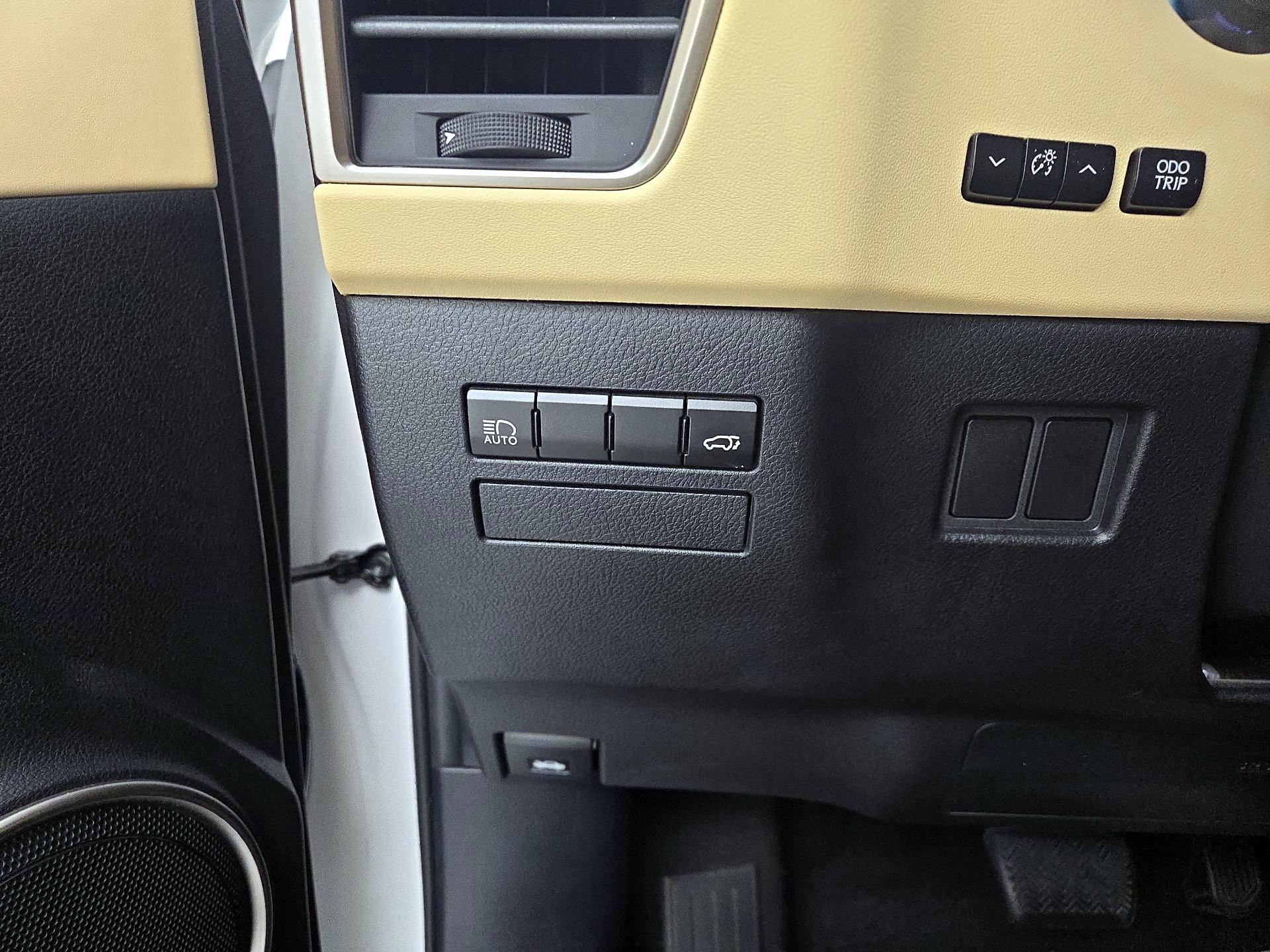 Thumbnail: 2018 Lexus NX - 13