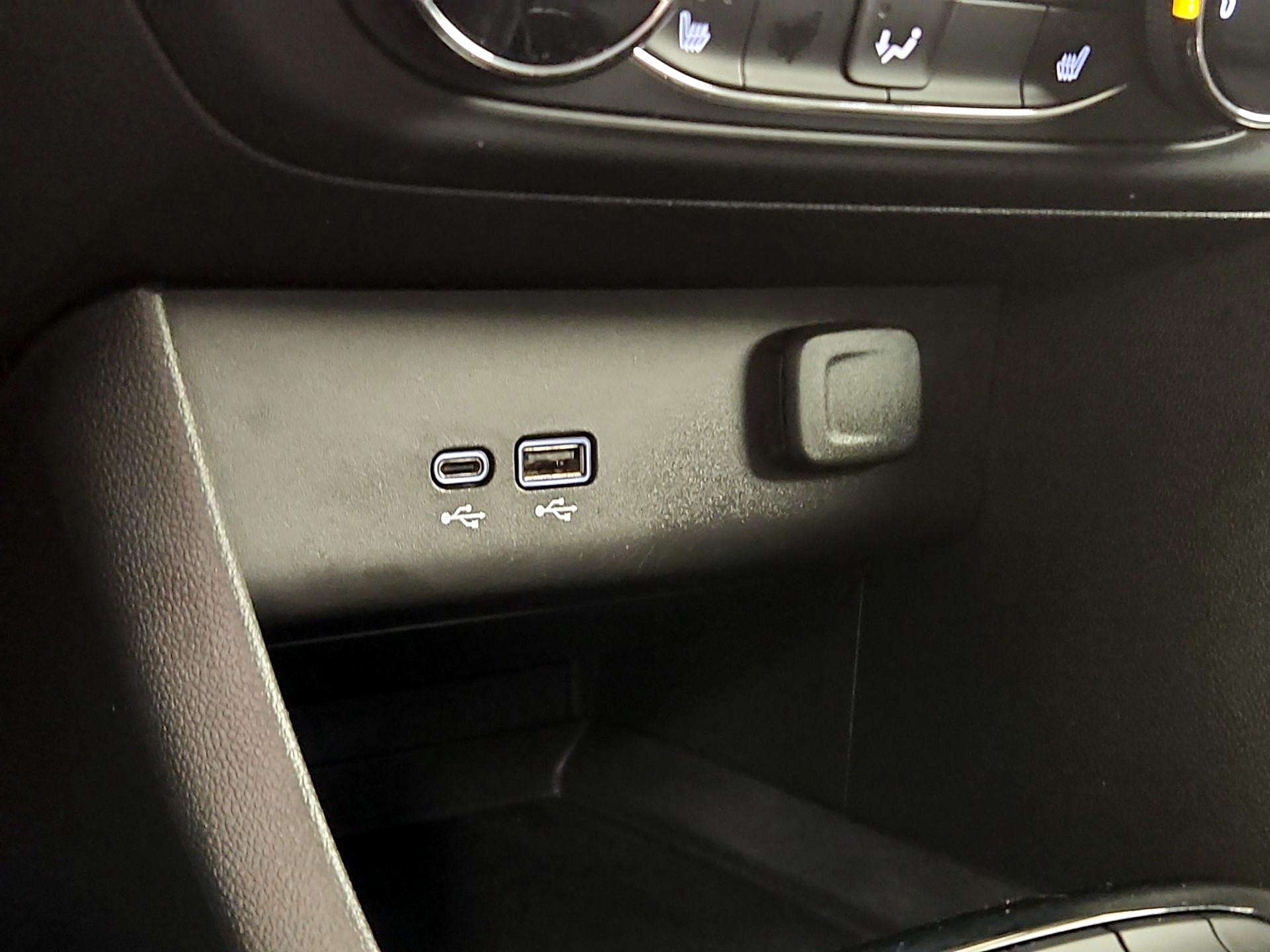 Thumbnail: 2024 Buick Encore GX - 18