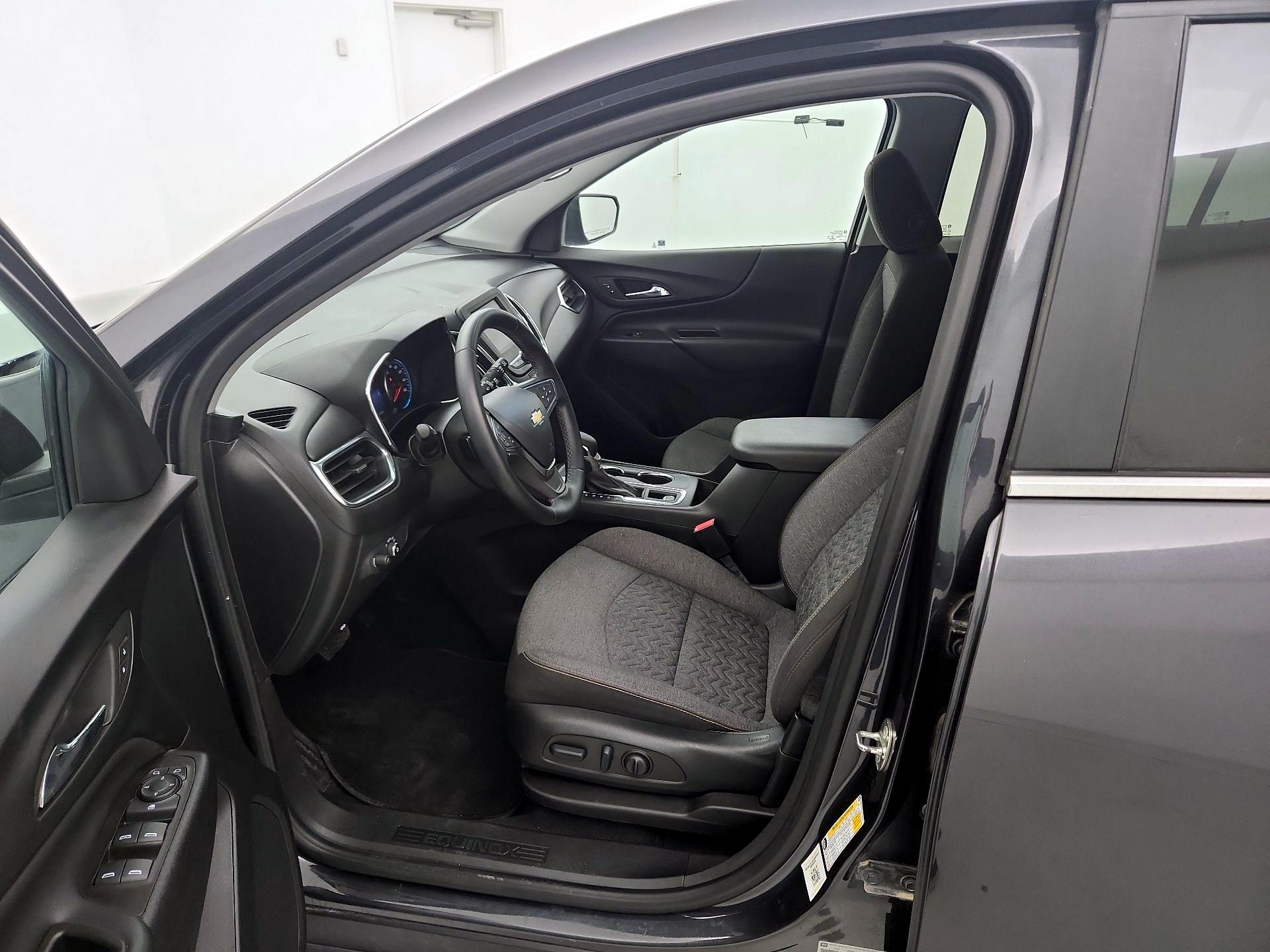 Thumbnail: 2023 Chevrolet Equinox - 11