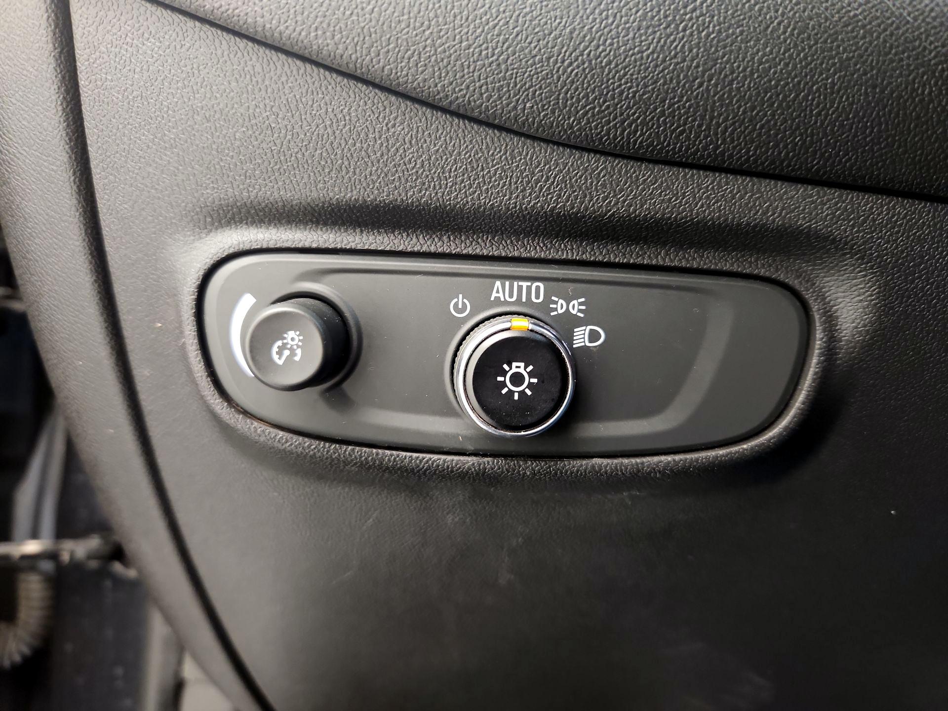 Thumbnail: 2023 Chevrolet Equinox - 13