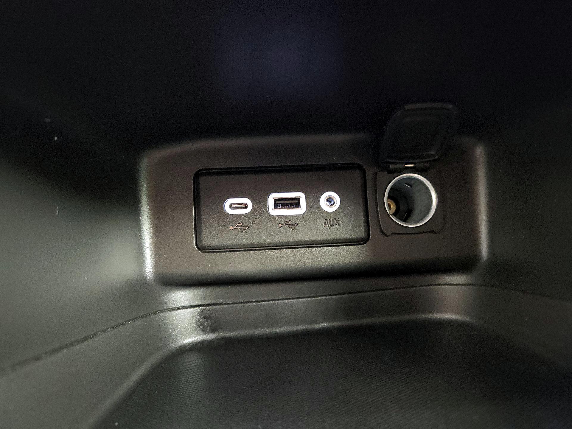 Thumbnail: 2023 Chevrolet Equinox - 18