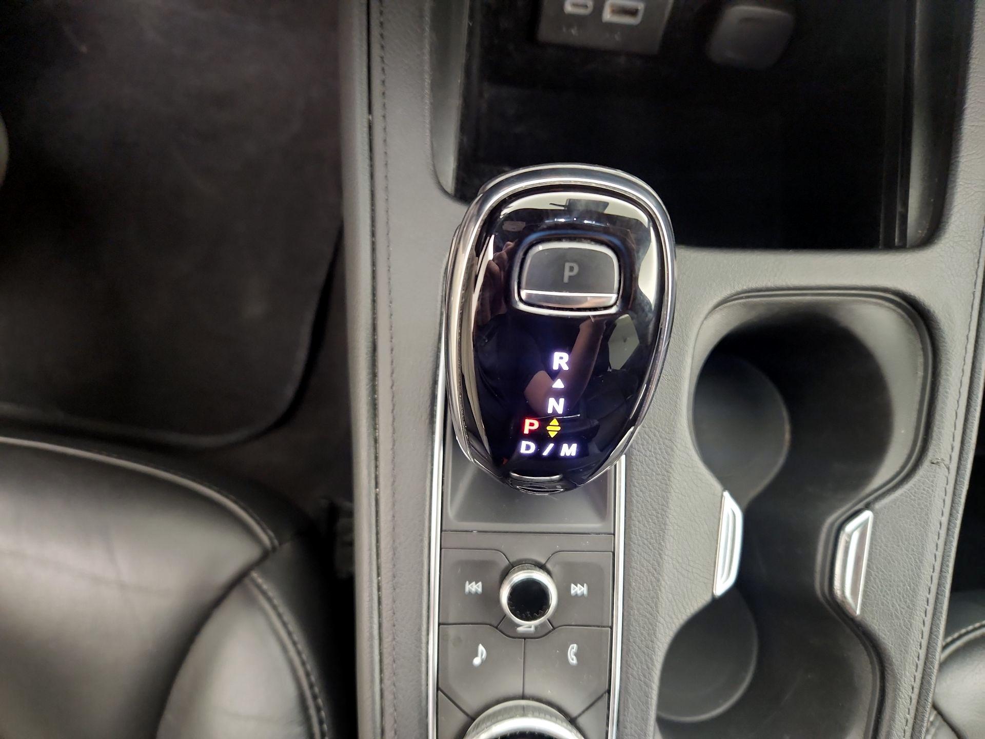 Thumbnail: 2023 Cadillac XT4 - 17