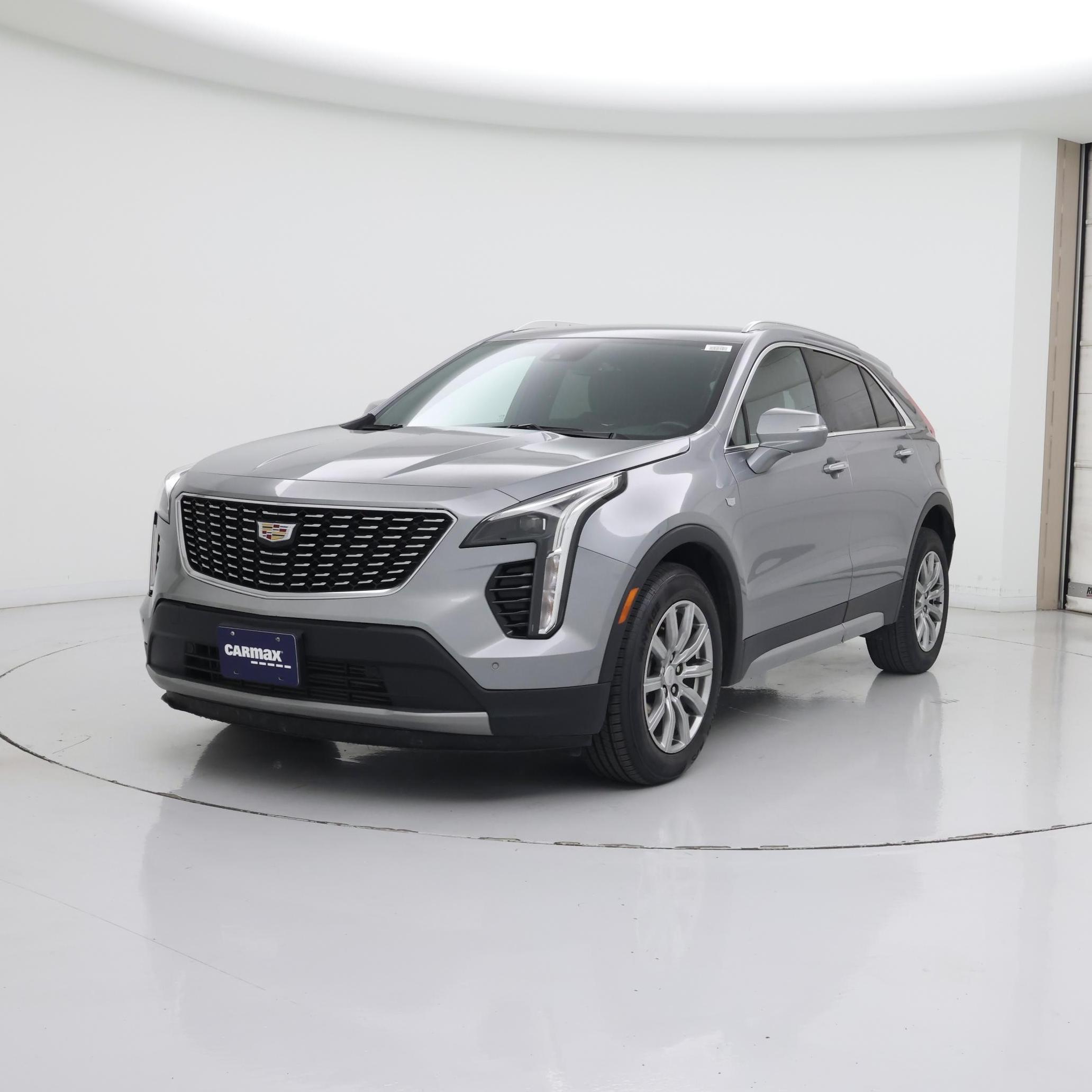 Thumbnail: 2023 Cadillac XT4 - 4