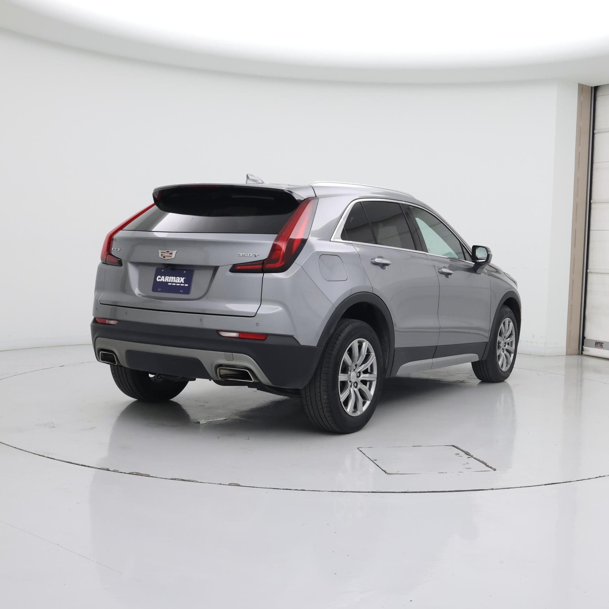 Thumbnail: 2023 Cadillac XT4 - 8