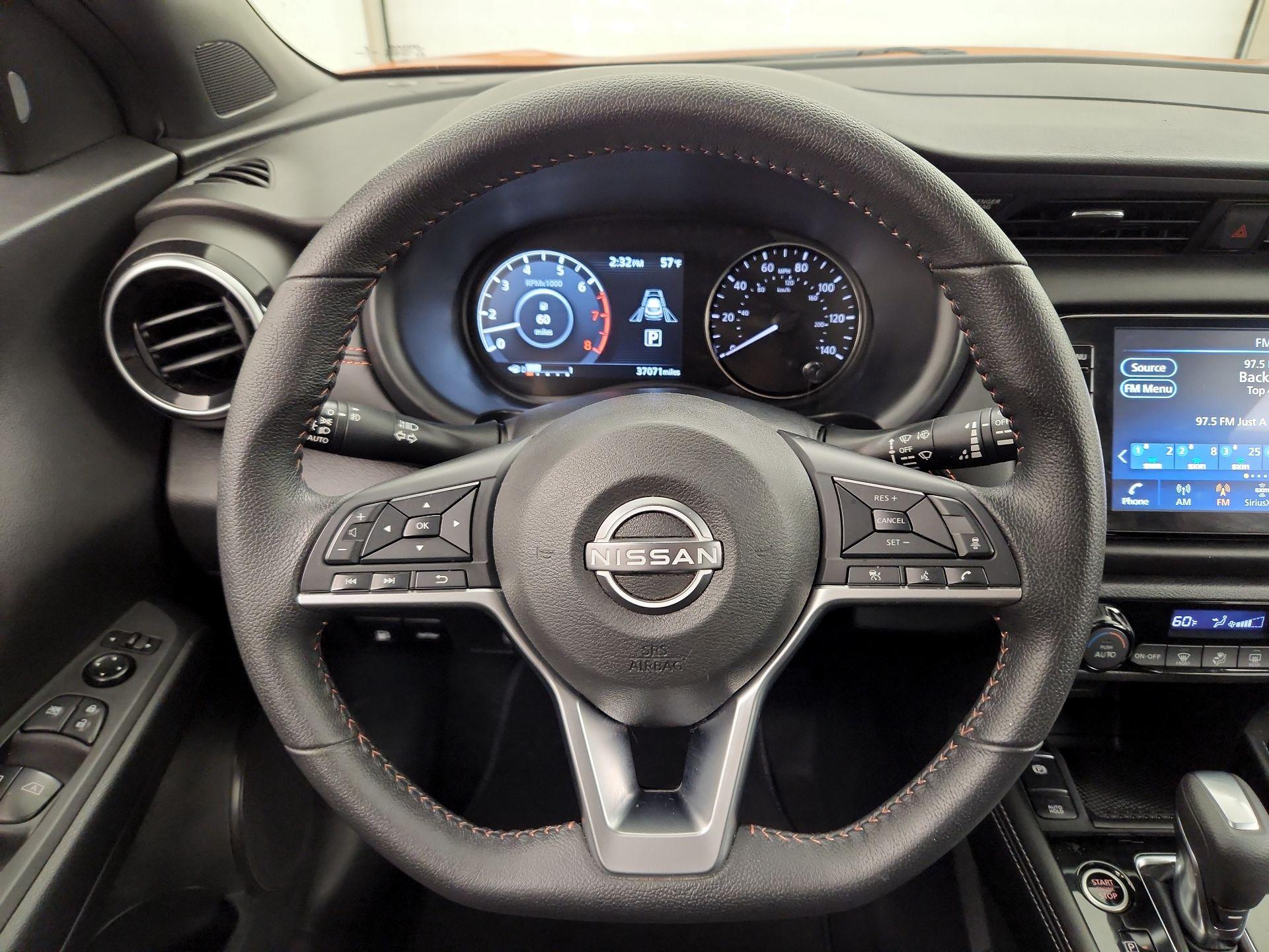 Thumbnail: 2023 Nissan Kicks - 10