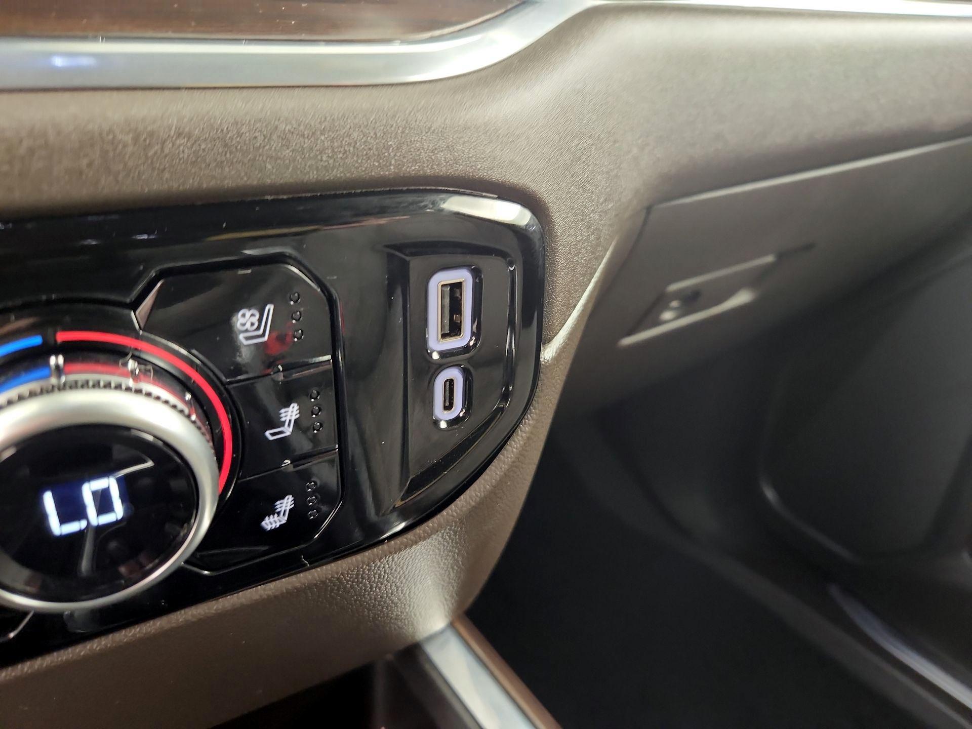 Thumbnail: 2024 GMC Sierra 1500 - 18