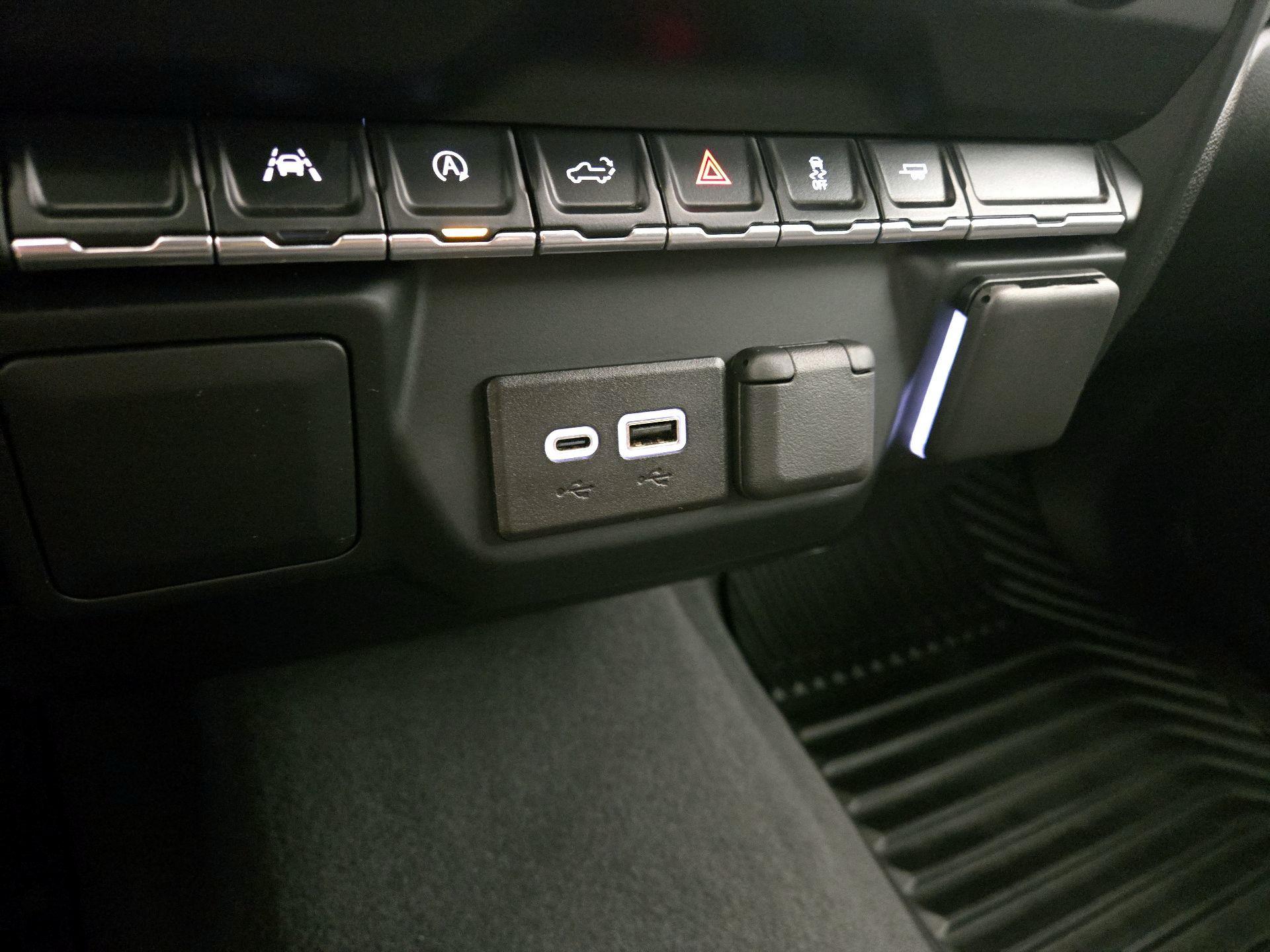 Thumbnail: 2024 Chevrolet Silverado 1500 - 18