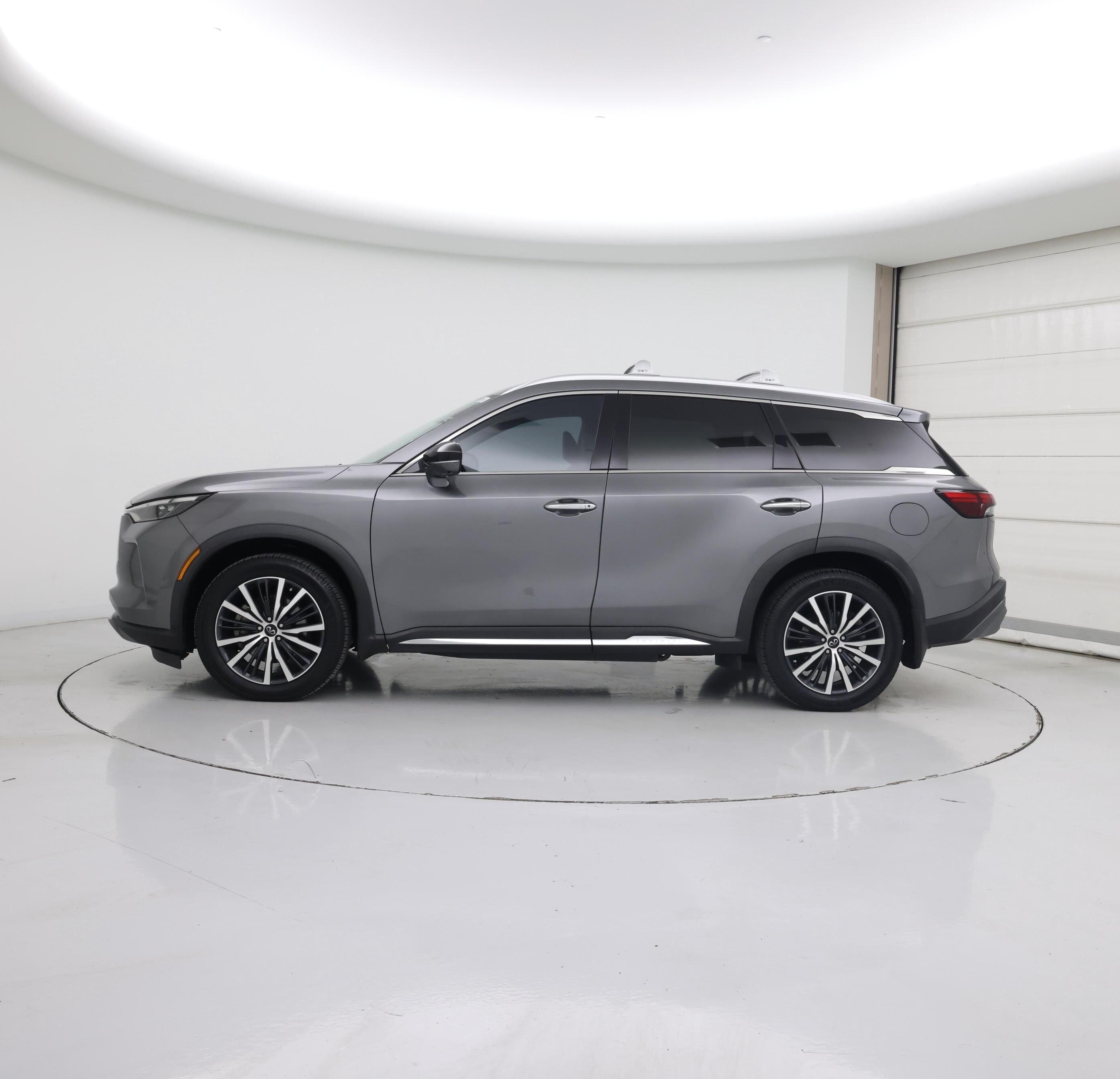 Thumbnail: 2023 INFINITI QX60 - 3
