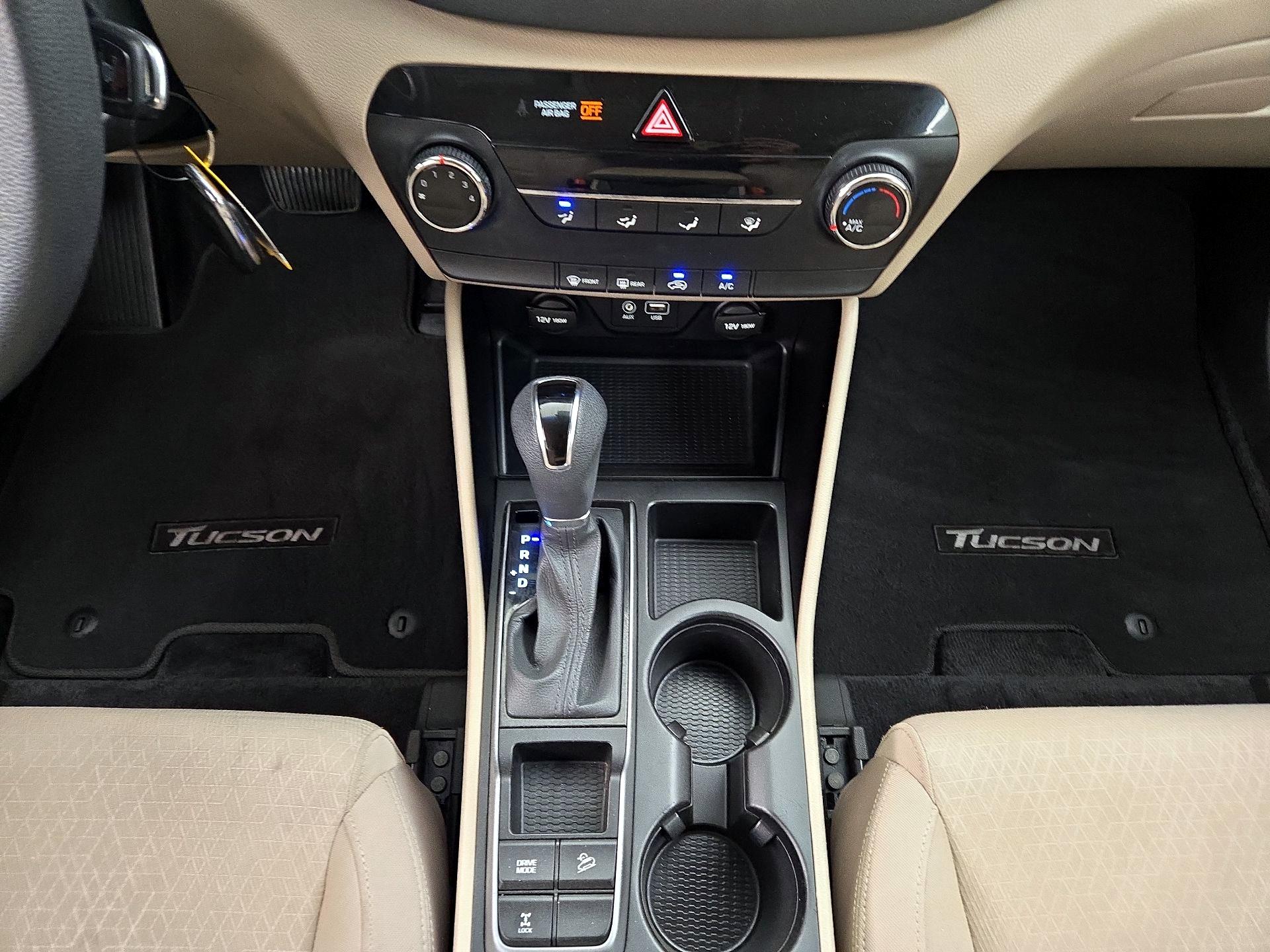 Thumbnail: 2016 Hyundai Tucson - 17