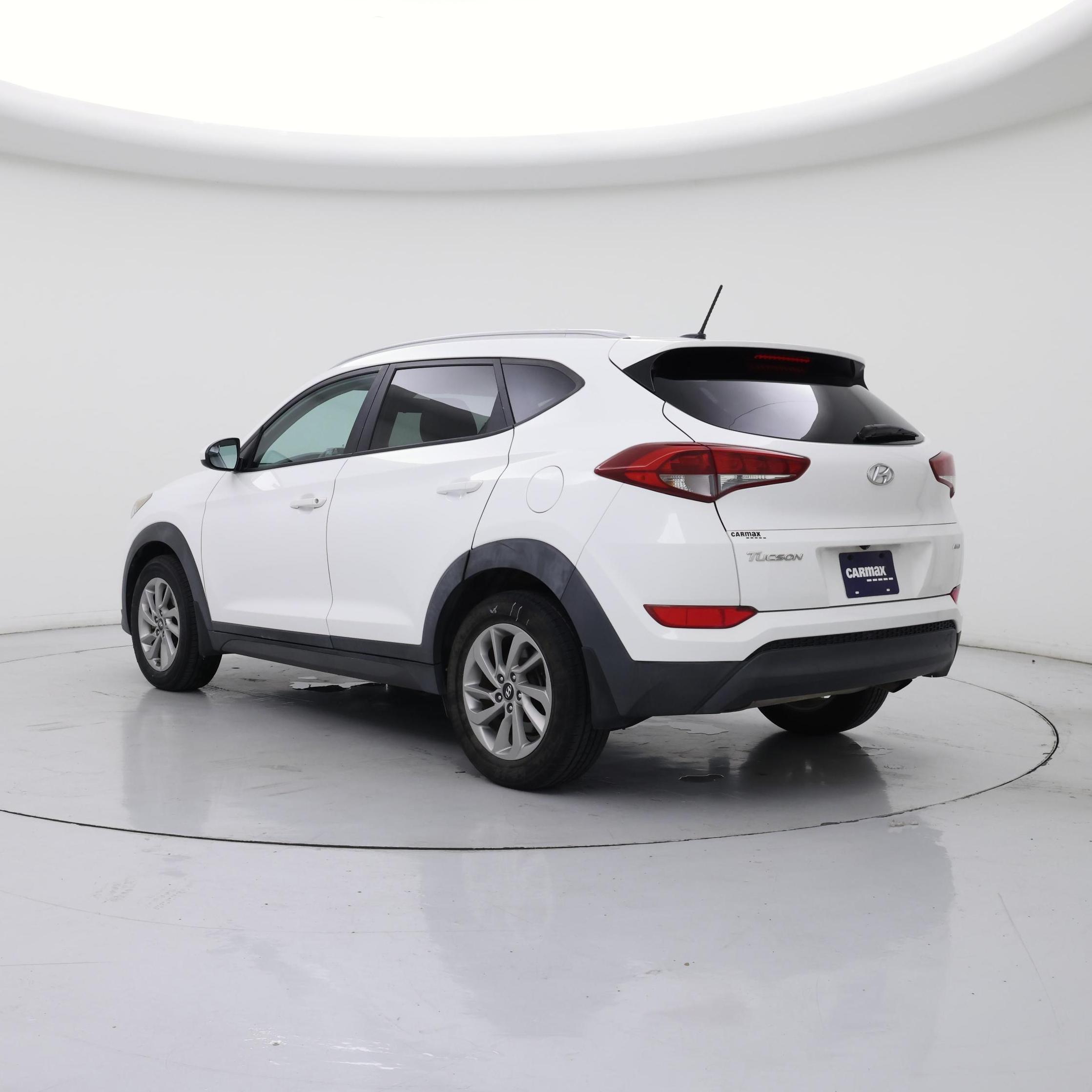 Thumbnail: 2016 Hyundai Tucson - 2