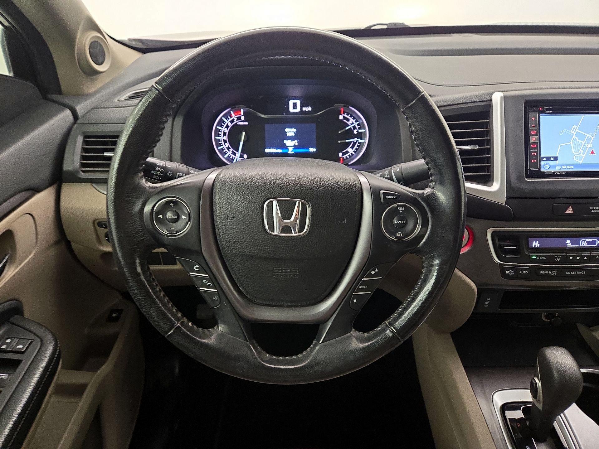 Thumbnail: 2017 Honda Ridgeline - 10